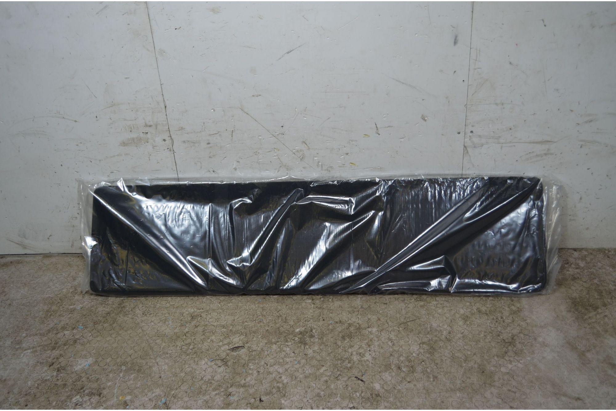 Ripiano bagagliaio posteriore Renault Trafic III Autobus Dal 2014 in poi Cod 93462841  1743773854997