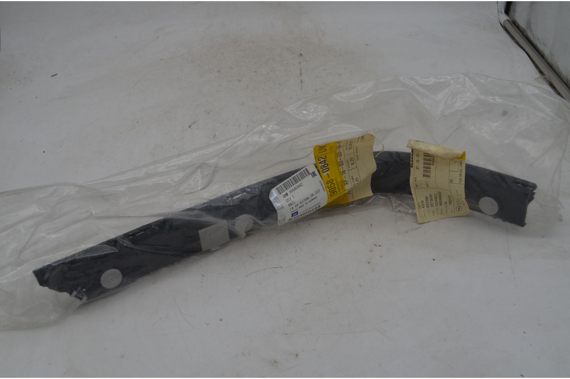 Profilo di guida paraurti posteriore DX Opel Zafira A Dal 1999 al 2005 Cod 90580842  1744018401143