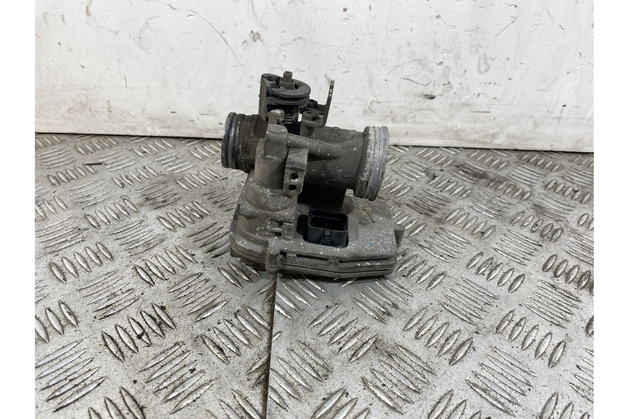 Corpo Farfallato Piaggio Vespa LX 125 Dal 2012 al 2013 Cod CM160003  1744020718307