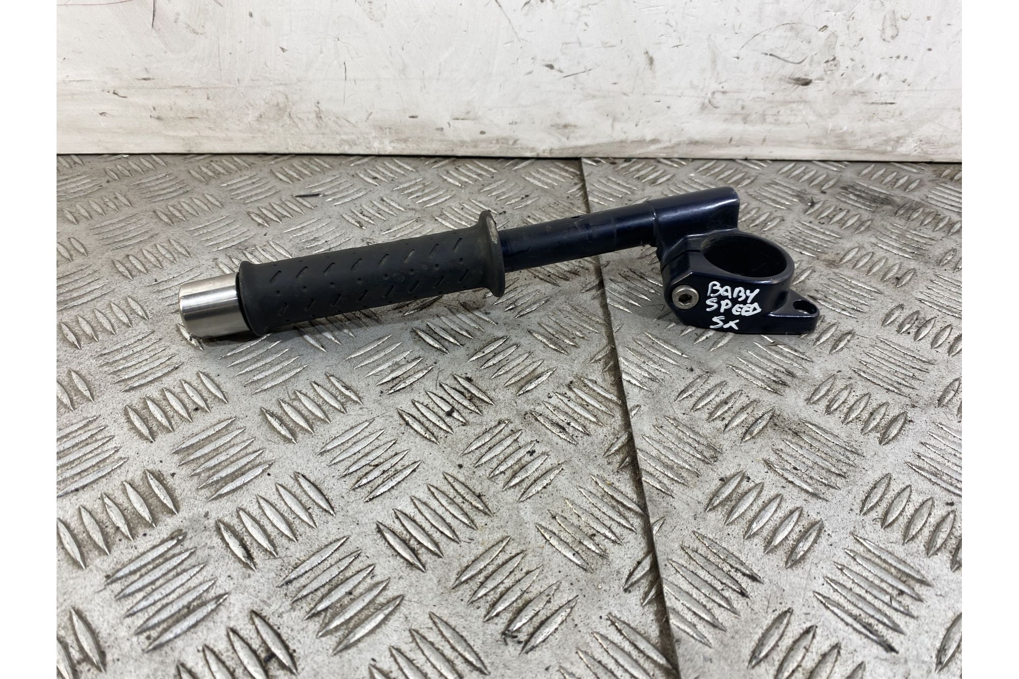 Semimanubrio Sinistro Sx Triumph Baby Speed 600 Dal 2002 al 2003  1744029583876