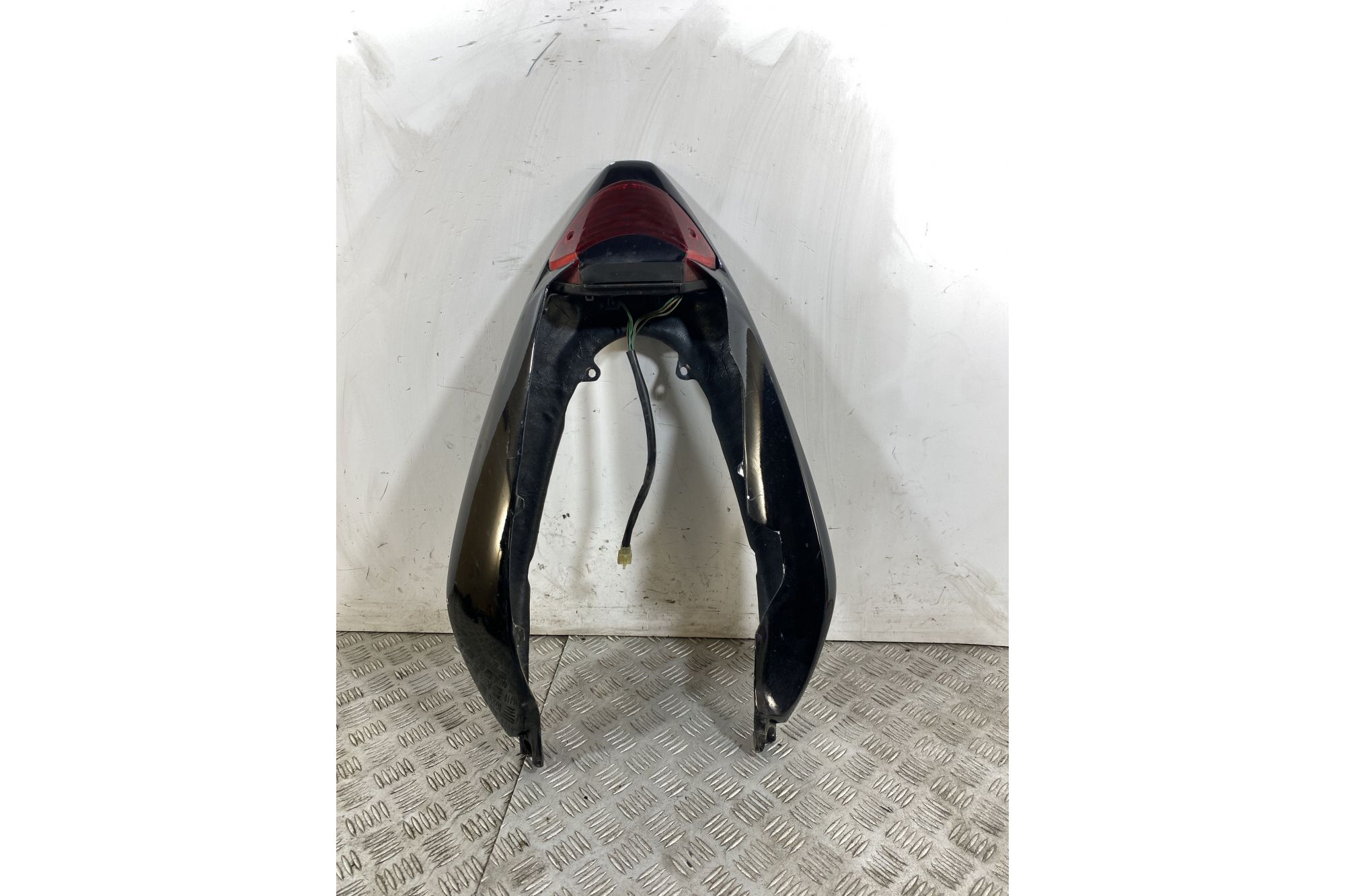Carena Codone Posteriore Con Stop Honda Hornet 600 Dal 2005 Al 2006  1744035771182