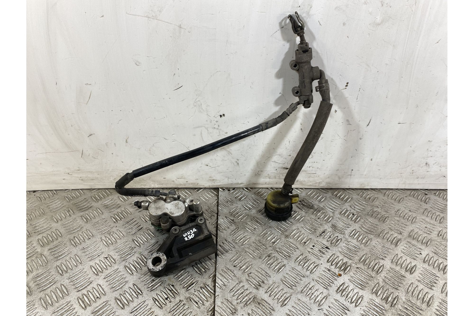 Impianto frenante posteriore Kawasaki Ninja 250R Dal 2007 Al 2017  1744038895502