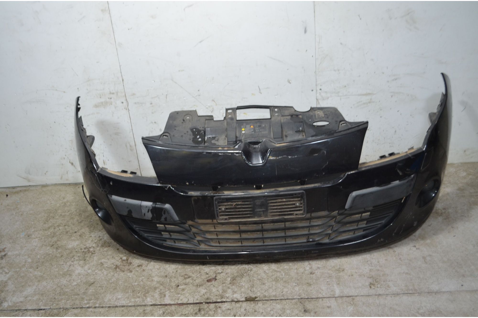 Paraurti Anteriore Renault Megane III Dal 2008 al 2016 Cod 620221020R  1744096303650