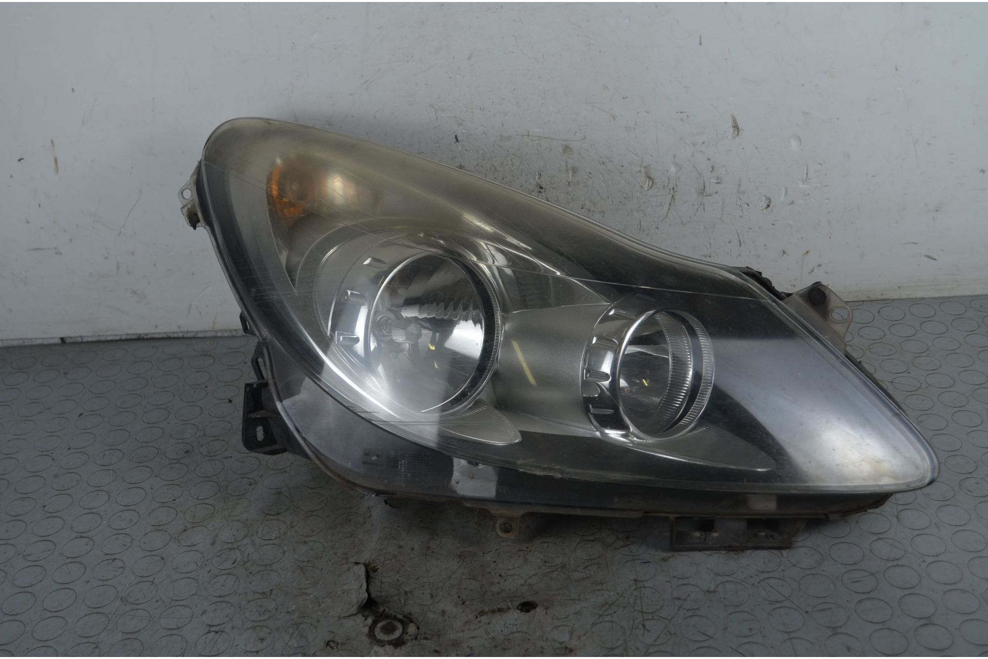 Faro Anteriore DX Opel Corsa D Dal 2006 al 2014 Cod 93189366  1744100015036