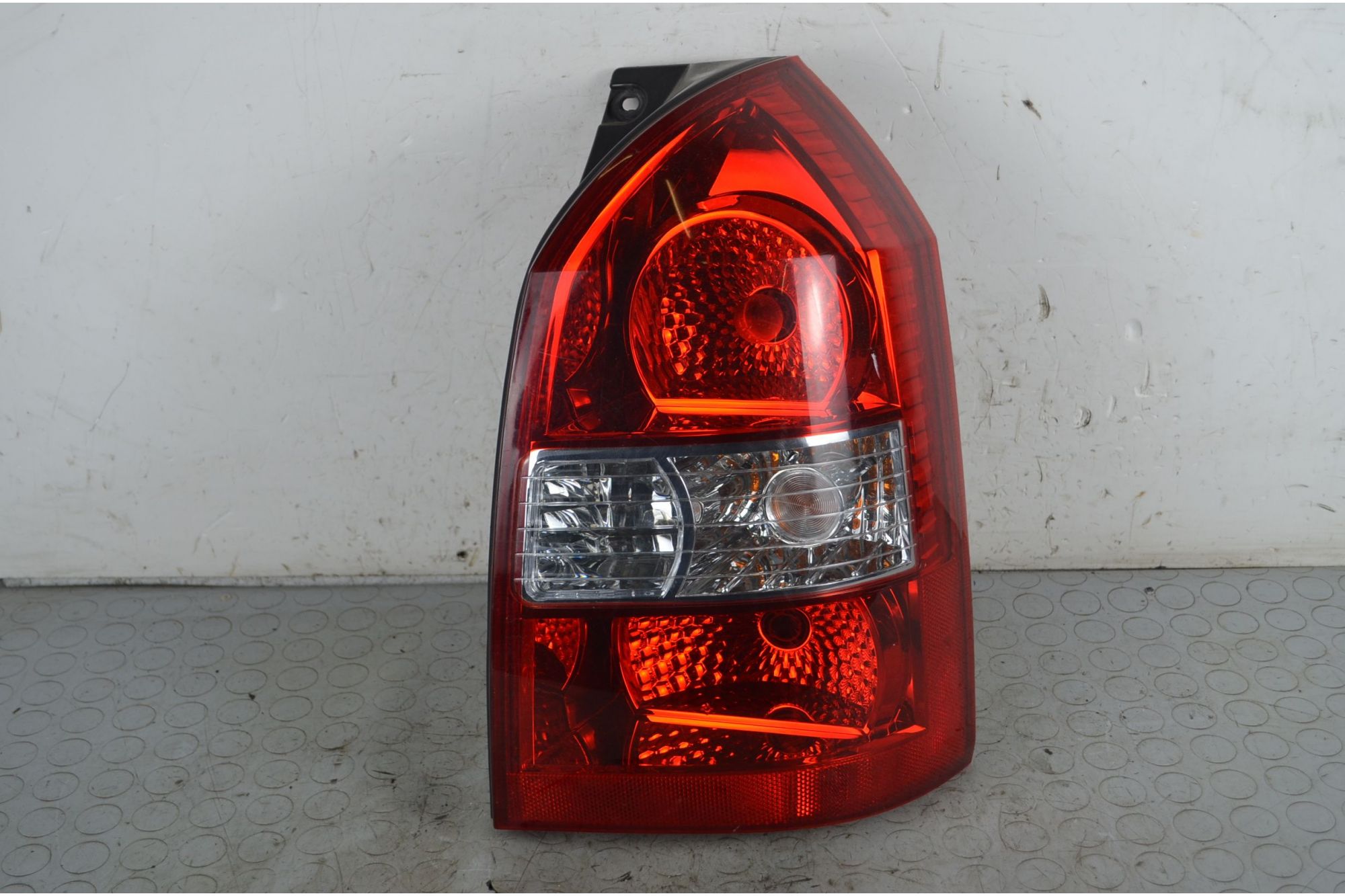 Fanale Stop Posteriore DX Hyundai Tucson Dal 2004 al 2009 Cod 924022E010  1744181588191