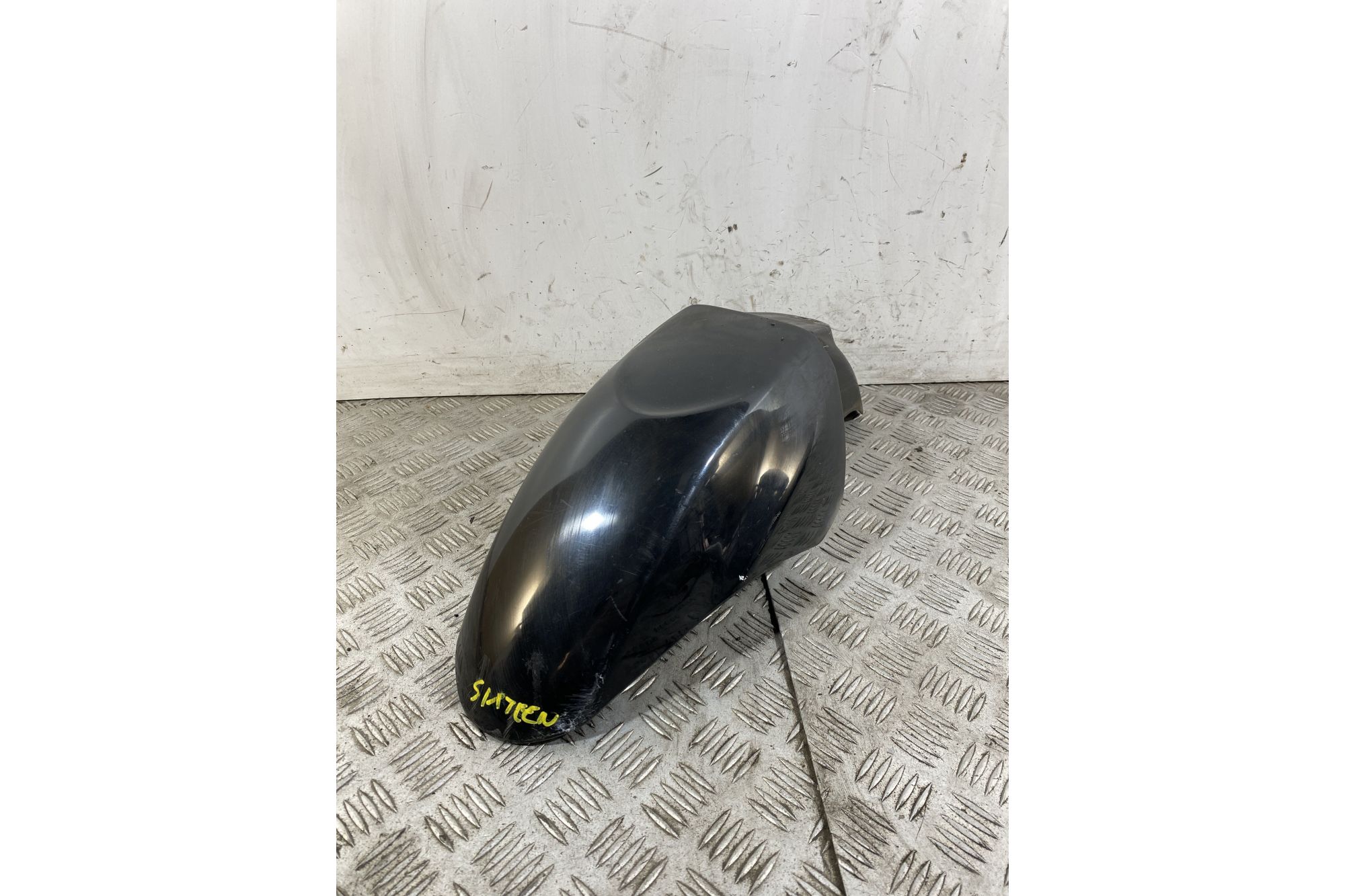 Carena Parafango Anteriore Suzuki Sixteen 125 / 150 Dal 2007 al 2014  1744184079832