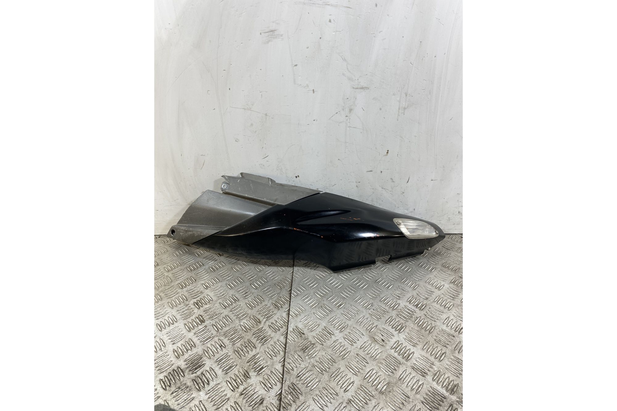 Carena Fianchetto Posteriore Destro DX Aprilia Sr Factory dal 2007 al 2011  1744192610157
