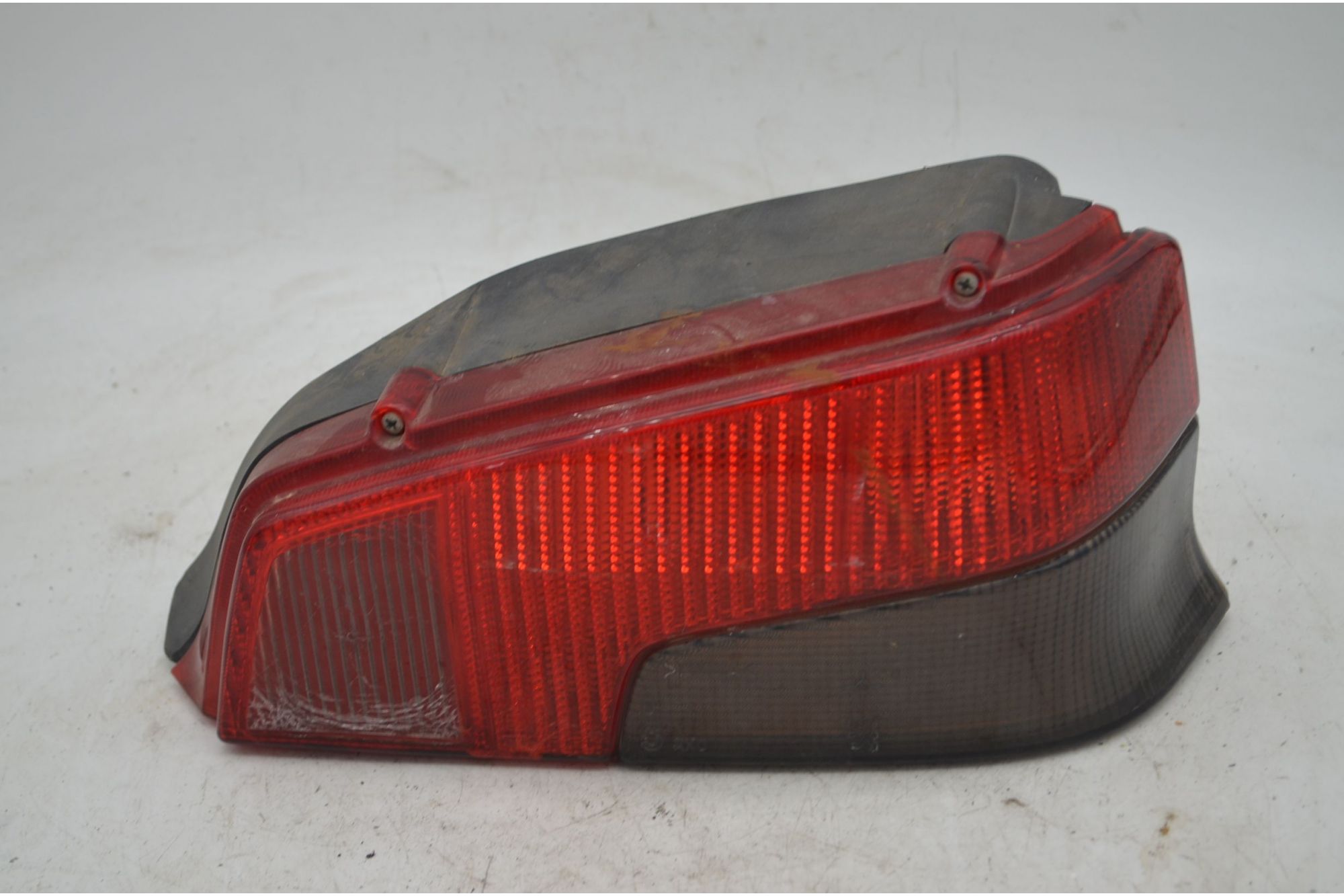 Fanale Stop Posteriore DX Peugeot 106 Dal 1991 al 1996 Cod 635184  1744282060121