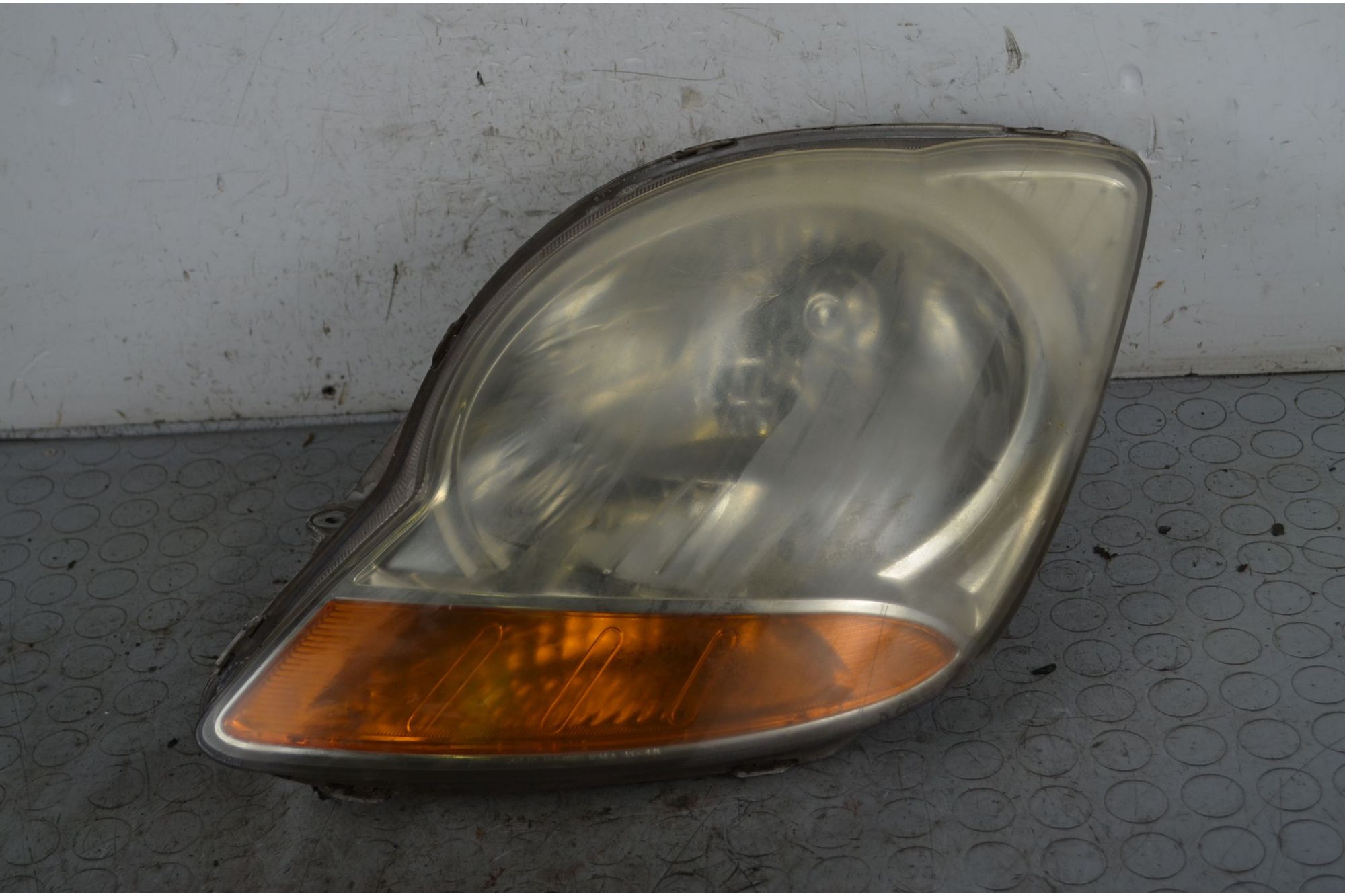 Faro Anteriore SX Chevrolet Matiz Dal 2005 al 2010 Cod 96590405  1744292165526