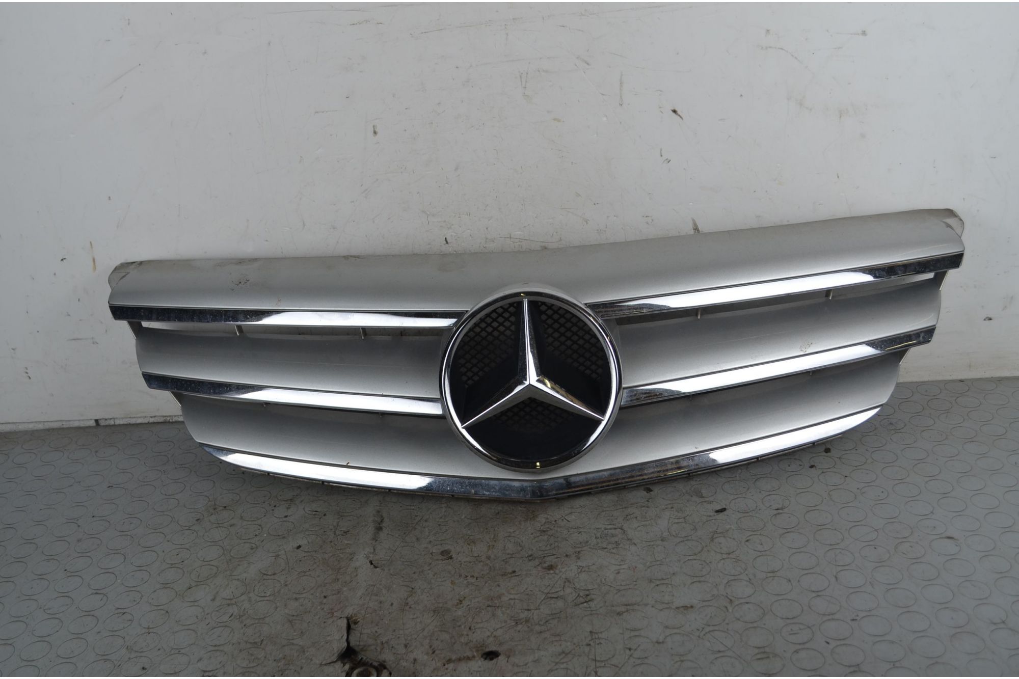 Griglia Anteriore Mercedes Classe B W245 Dal 2005 al 2011 Cod A1698800883  1744357026076