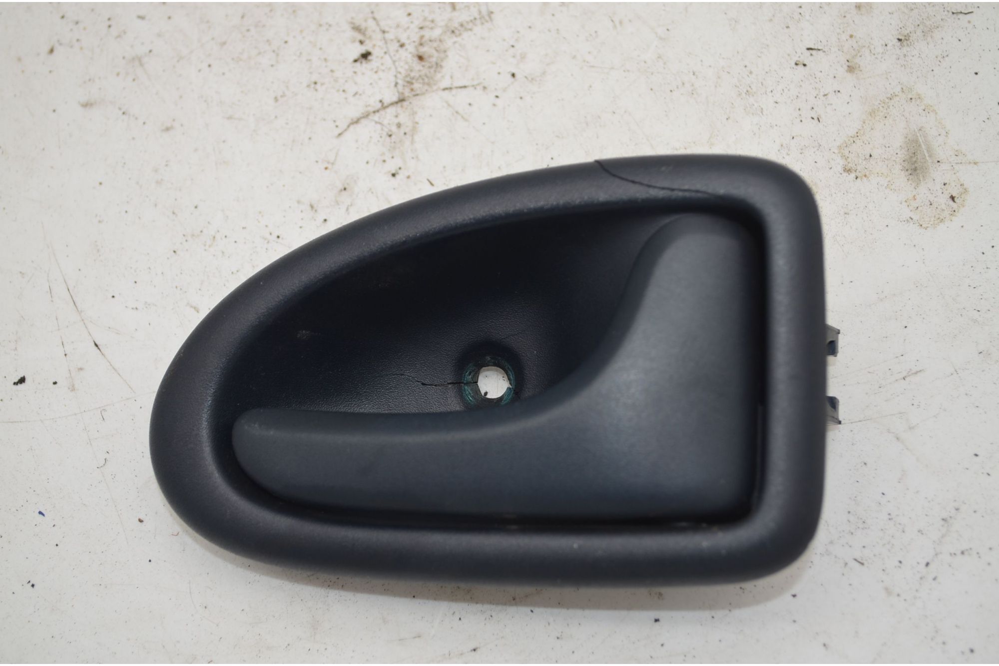 Maniglia Interna Anteriore DX Renault Scenic Dal 1999 al 2003 Cod 7700415975  1744359594641
