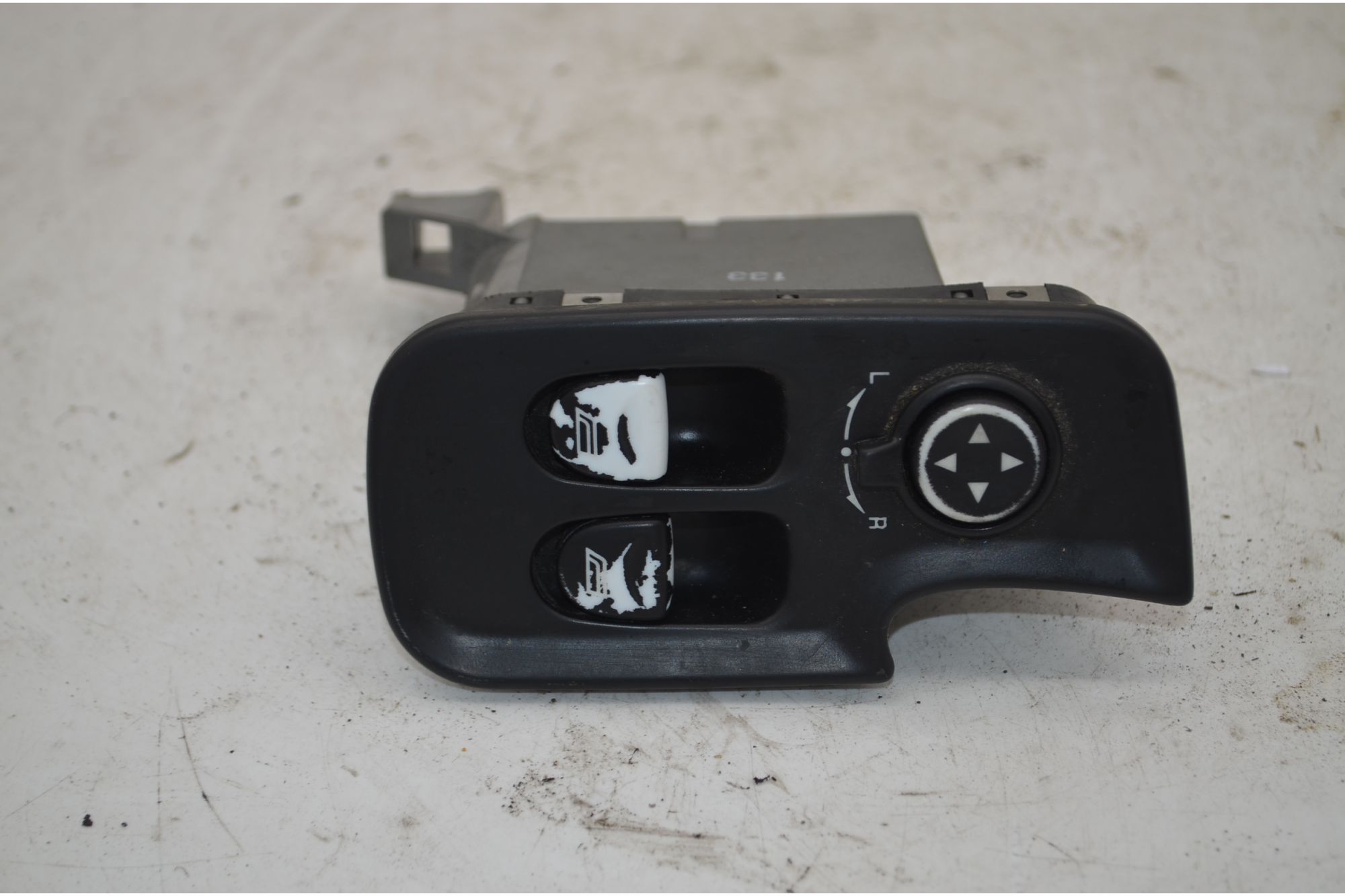 Pulsantiera Alzacristalli Anteriore SX Alfa Romeo 147 Dal 2000 al 2010 Cod 735263175  1744359974832