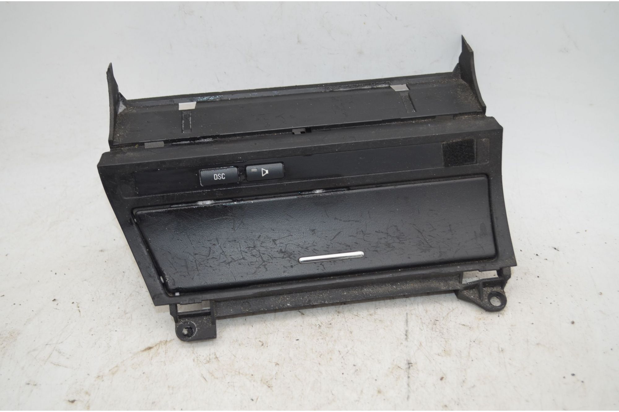 Cornice Rivestimento Console Centrale + Accendisigari BMW Serie 3 E46 Dal 1998 al 2005 Cod 5616-8268887  1744621238655