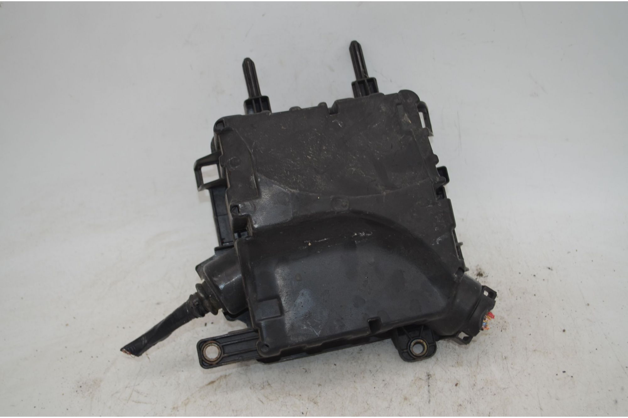 Body Computer Renault Megane III Dal 2008 al 2016 Cod 284B60010R--E  1744621526172