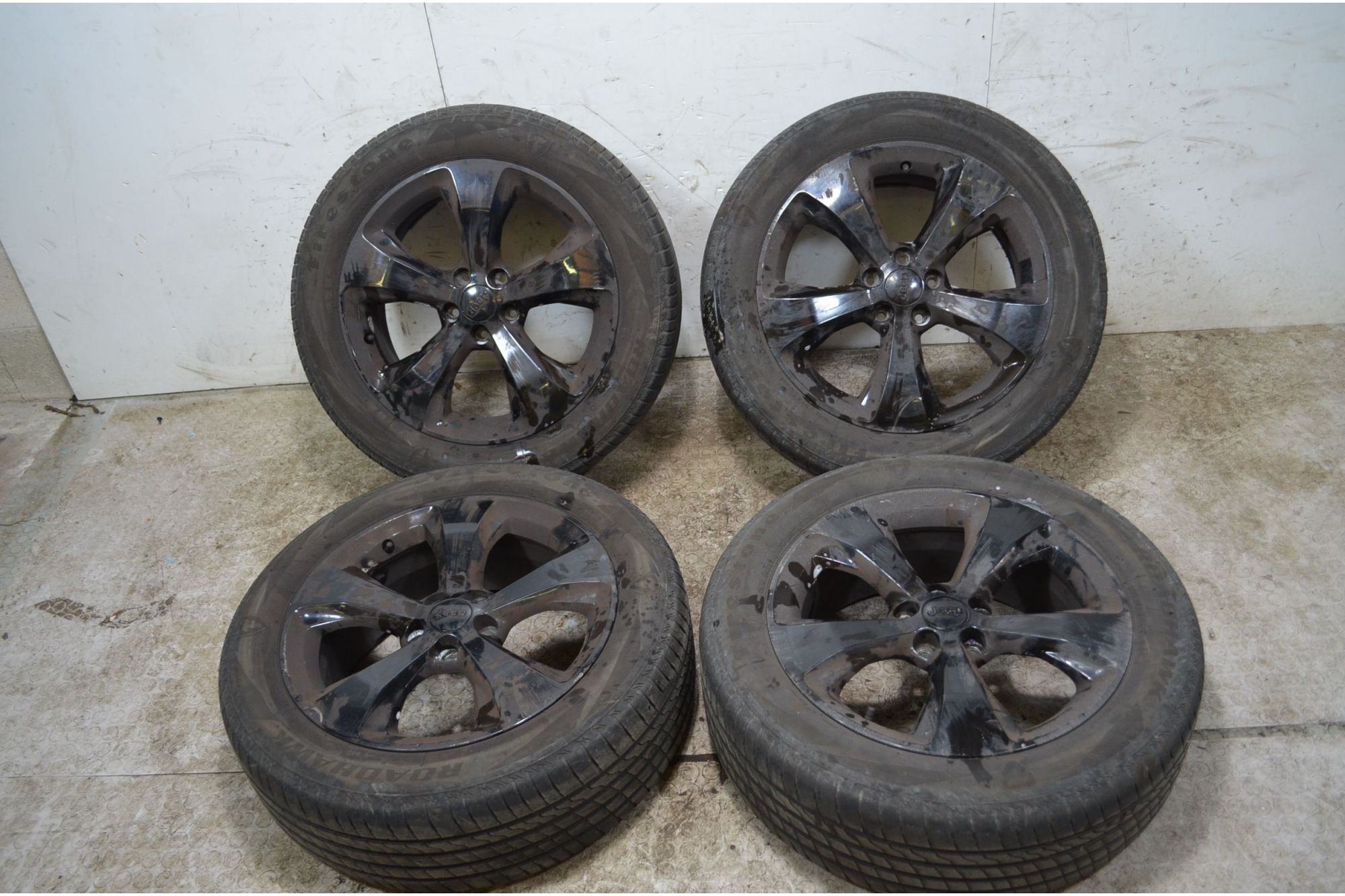 Treno completo cerchi e gomme Jeep Compass Misura 225/55 R18 98V 5 fori  1744625003563