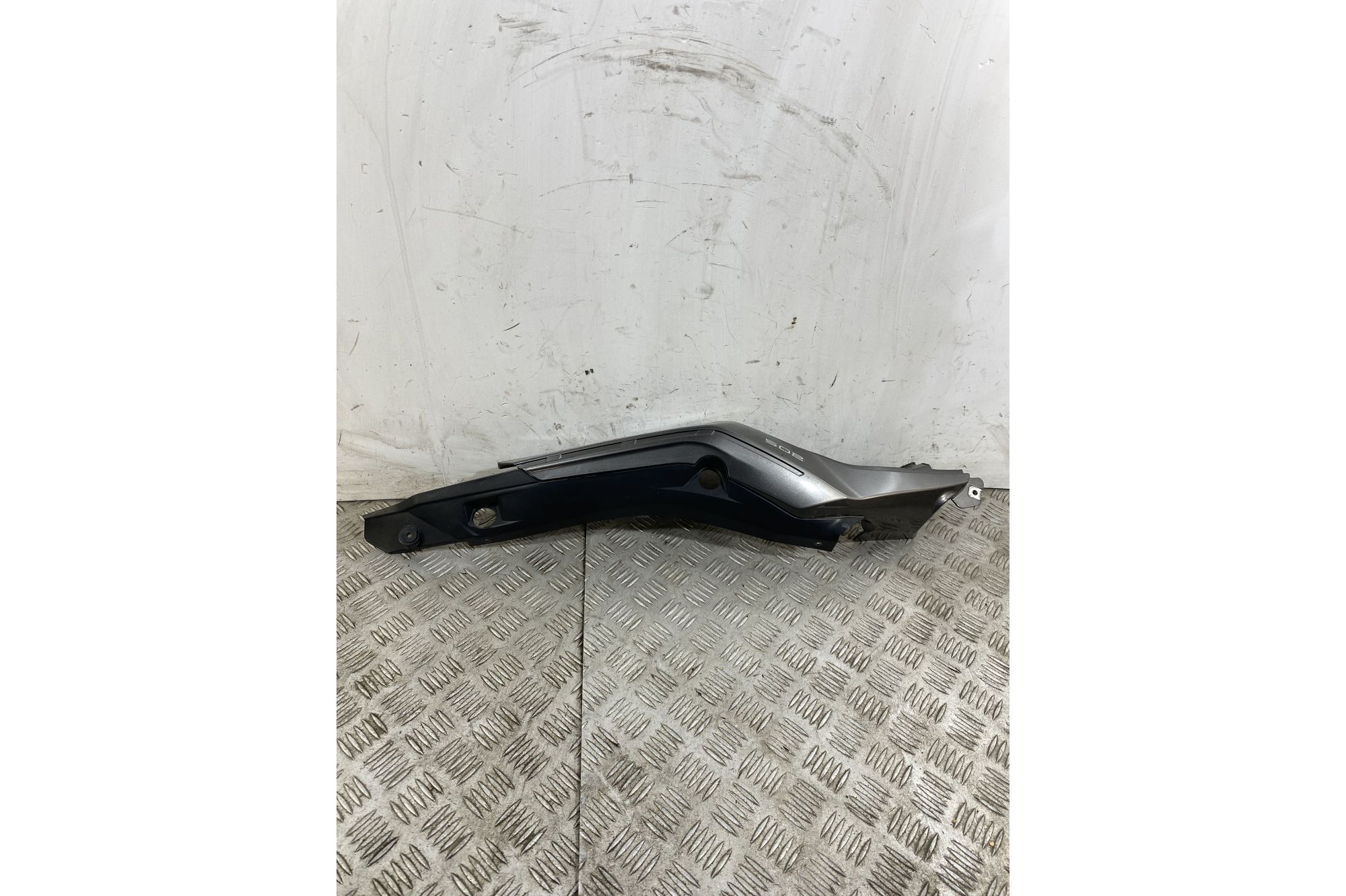Carena Inferiore Posteriore Destro DX Benelli TRK 502 Dal 2017 al 2019  1744626260439