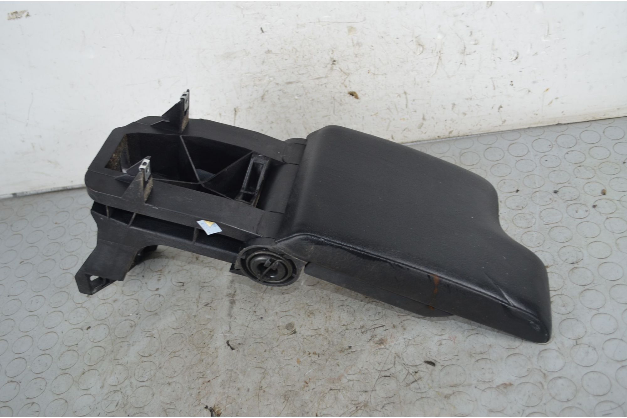 Bracciolo Tunnel Centrale BMW Serie 3 E46 Dal 1998 al 2005 Cod 5116-8213678  1744631910725