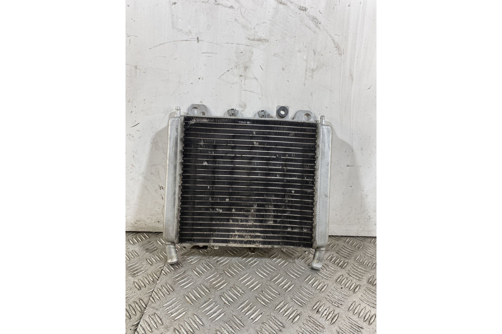 Radiatore Aprilia Scarabeo 500 dal 2007 al 2012  1744709385226
