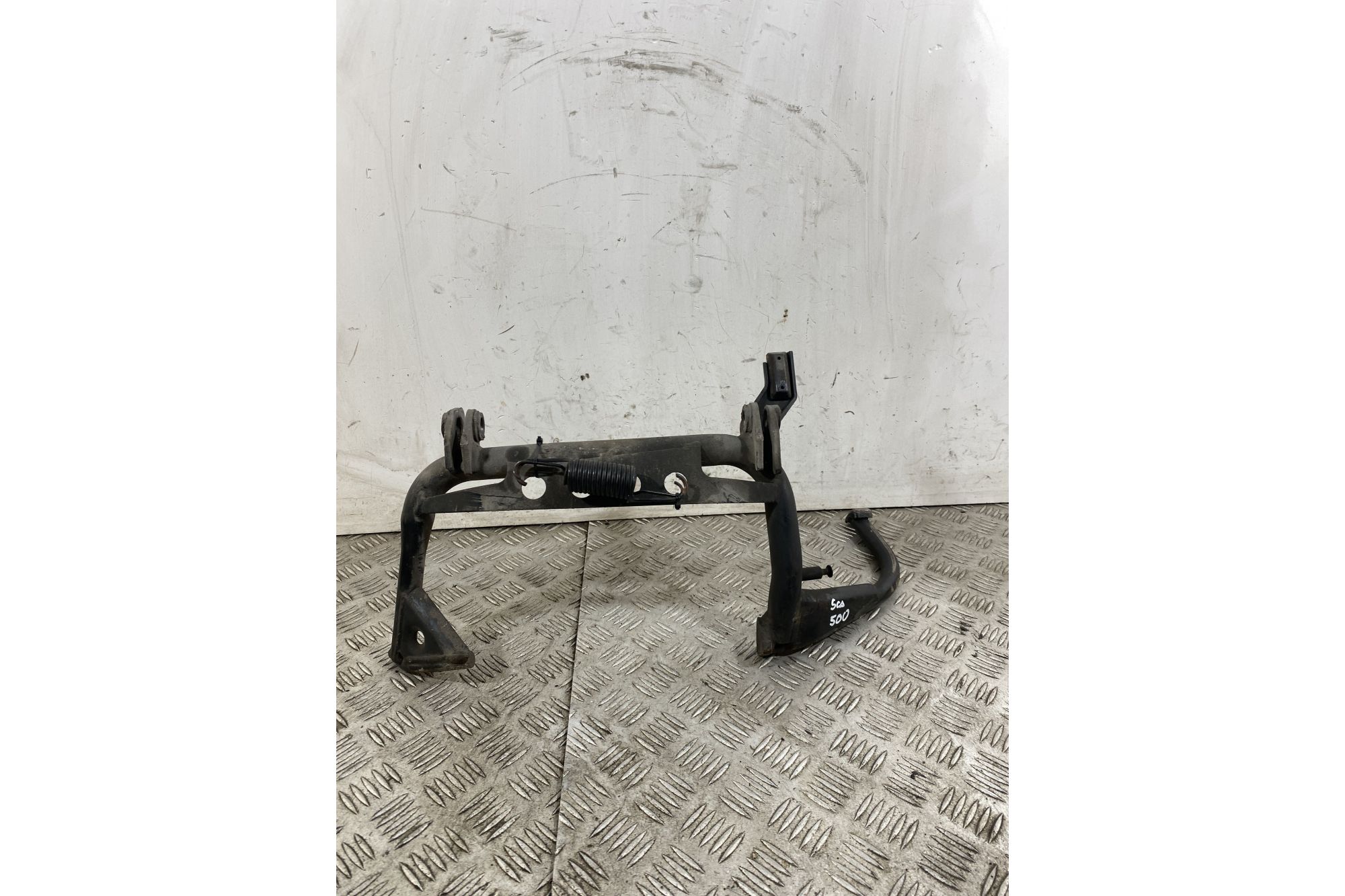 Cavalletto Centrale Aprilia Scarabeo 500 dal 2007 al 2012  1744709675938