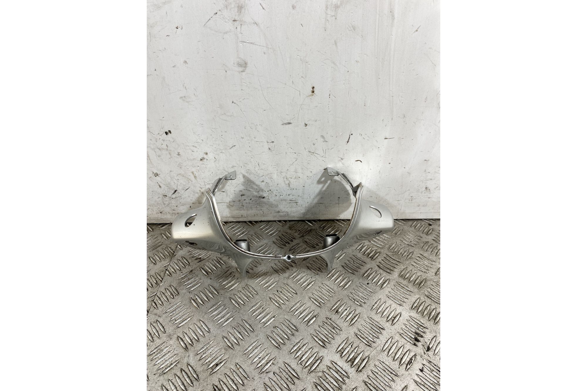 Carena Portafaro Inferiore Aprilia Scarabeo 500 dal 2007 al 2012  1744711736481