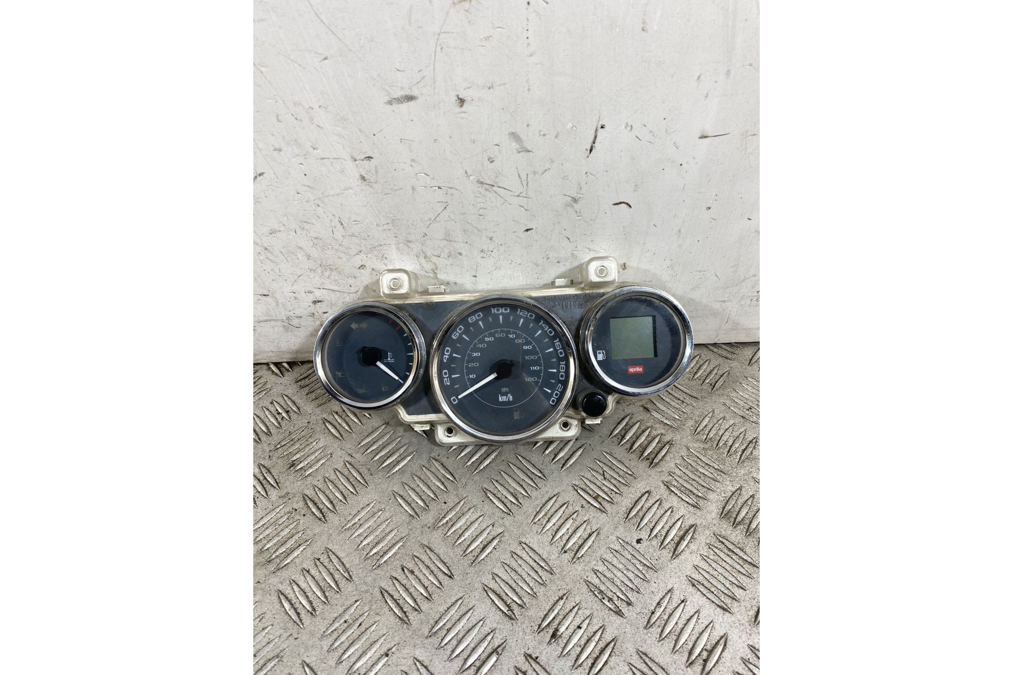 Strumentazione Contachilometri Aprilia Scarabeo 500 dal 2007 al 2012  1744712507899