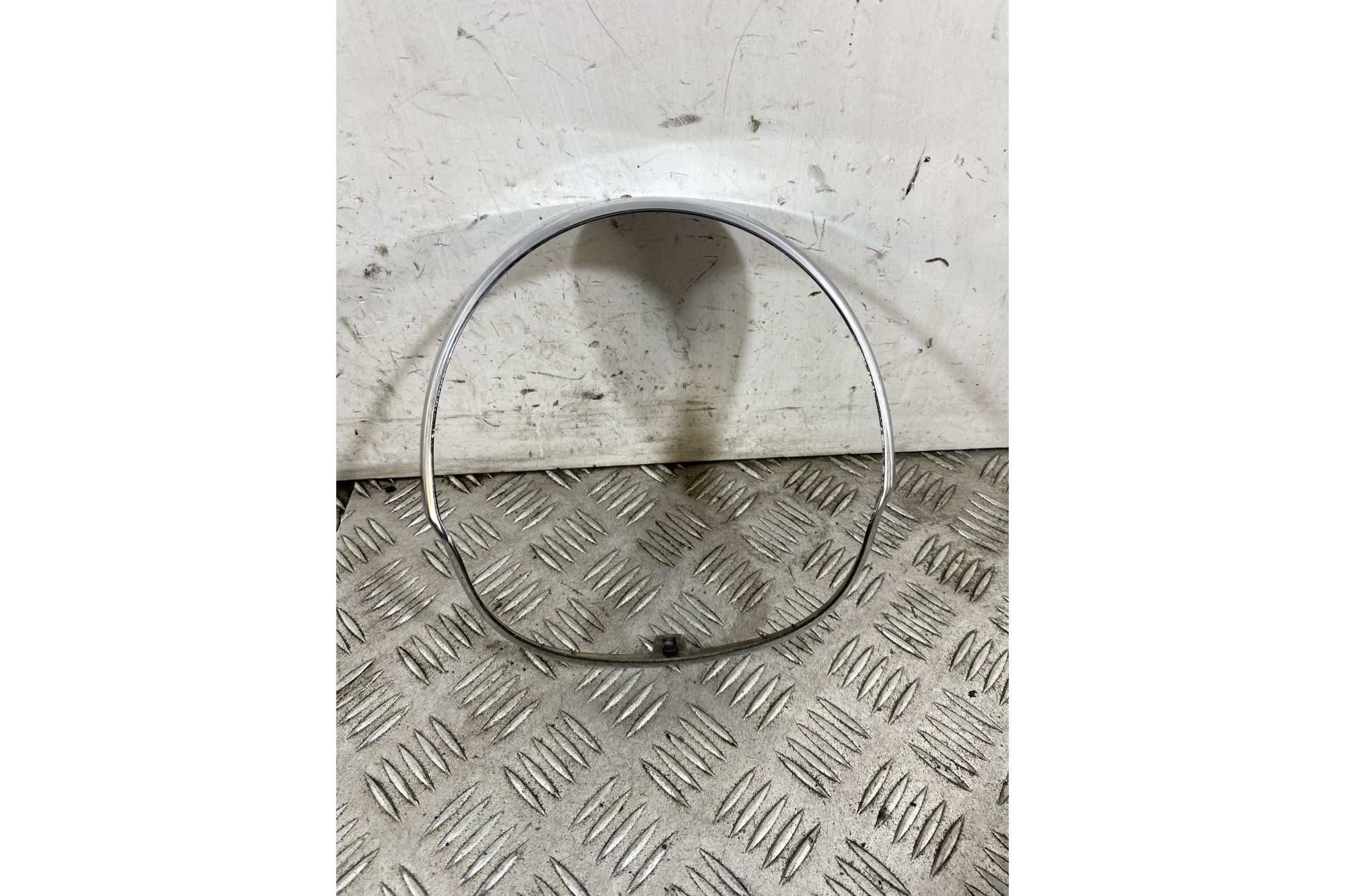 Carena Cornice Cromatura Faro Aprilia Scarabeo 500 dal 2007 al 2012  1744712824811