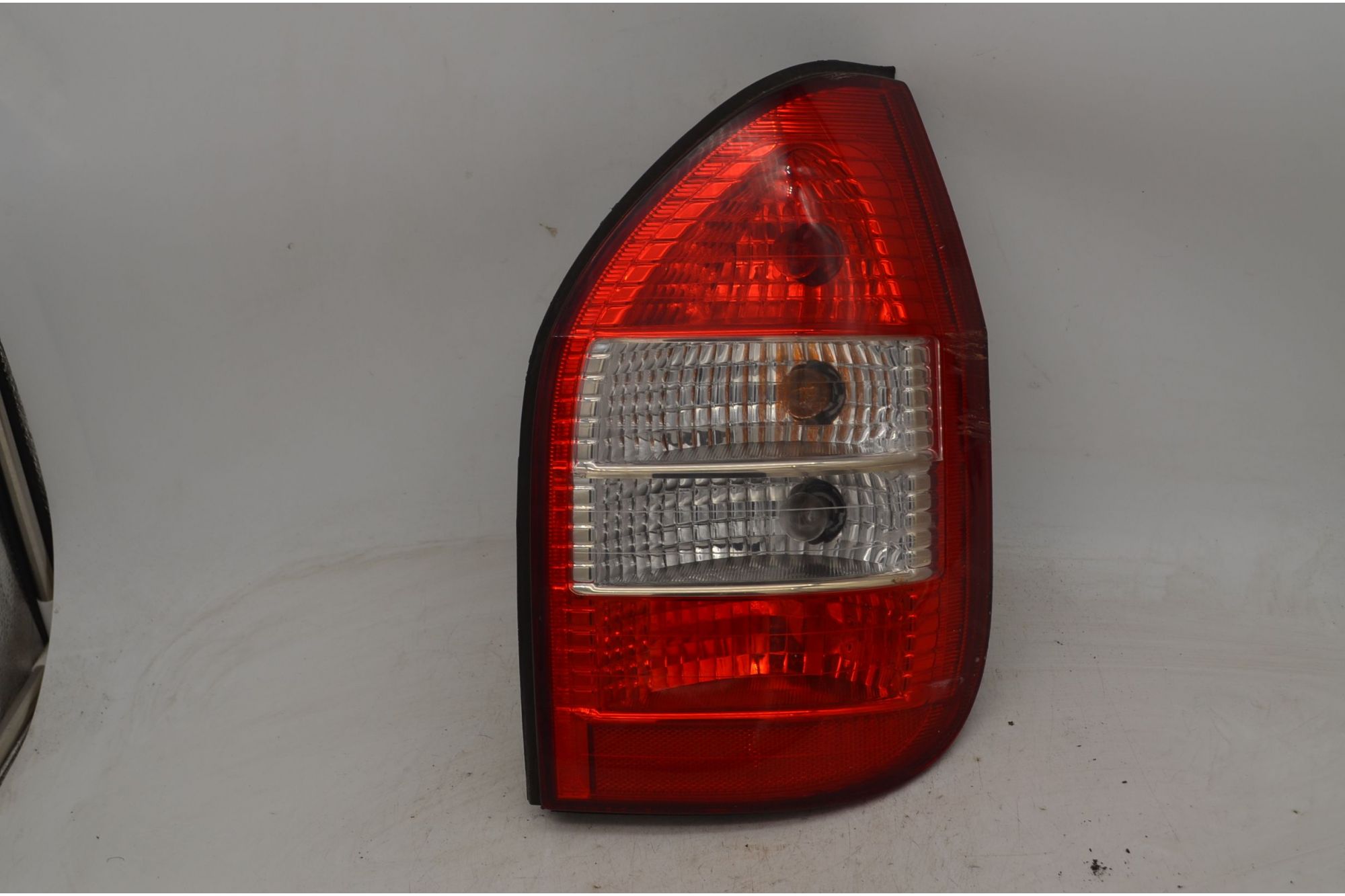 Fanale Stop Posteriore DX Opel Zafira A Dal 1999 al 2005 Cod 93175679  1744791797884