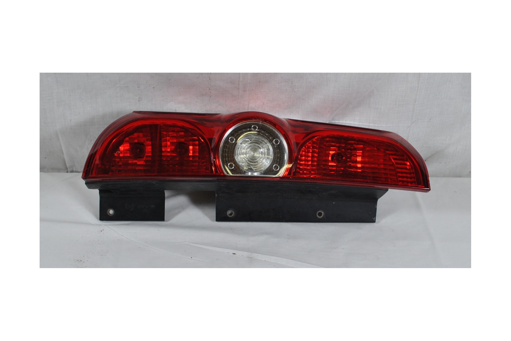 Fanale stop posteriore SX Fiat Doblo Dal 2010 al 2014 Cod 00518106740  1620899589883