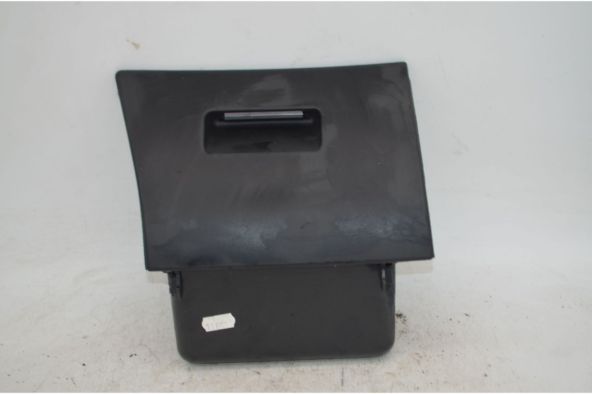 Cassetto porta oggetti inferiore cruscotto Bmw Serie 3 E46 Dal 2001 al 2005 Cod 5145-8223192  1744881641820