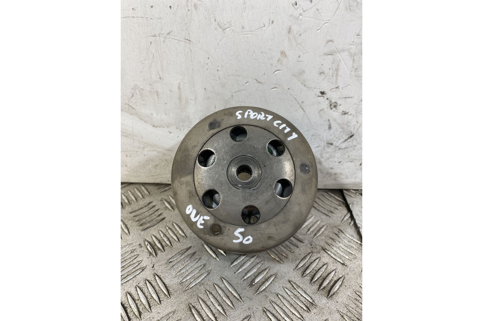 Campana Frizione Aprilia Sportcity One 125 Dal 2008 al 2012  1744887156106