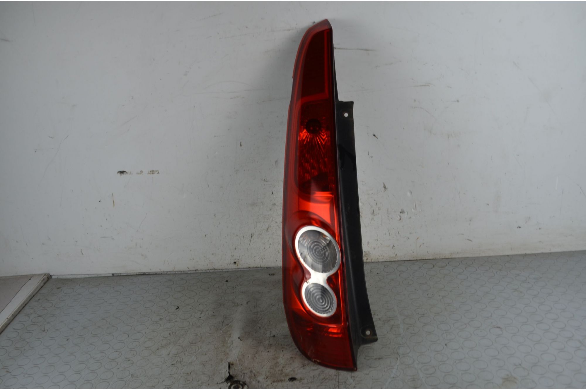 Fanale Stop Posteriore SX Ford Fiesta V Dal 2002 al 2008 Cod 1324570  1745312854888