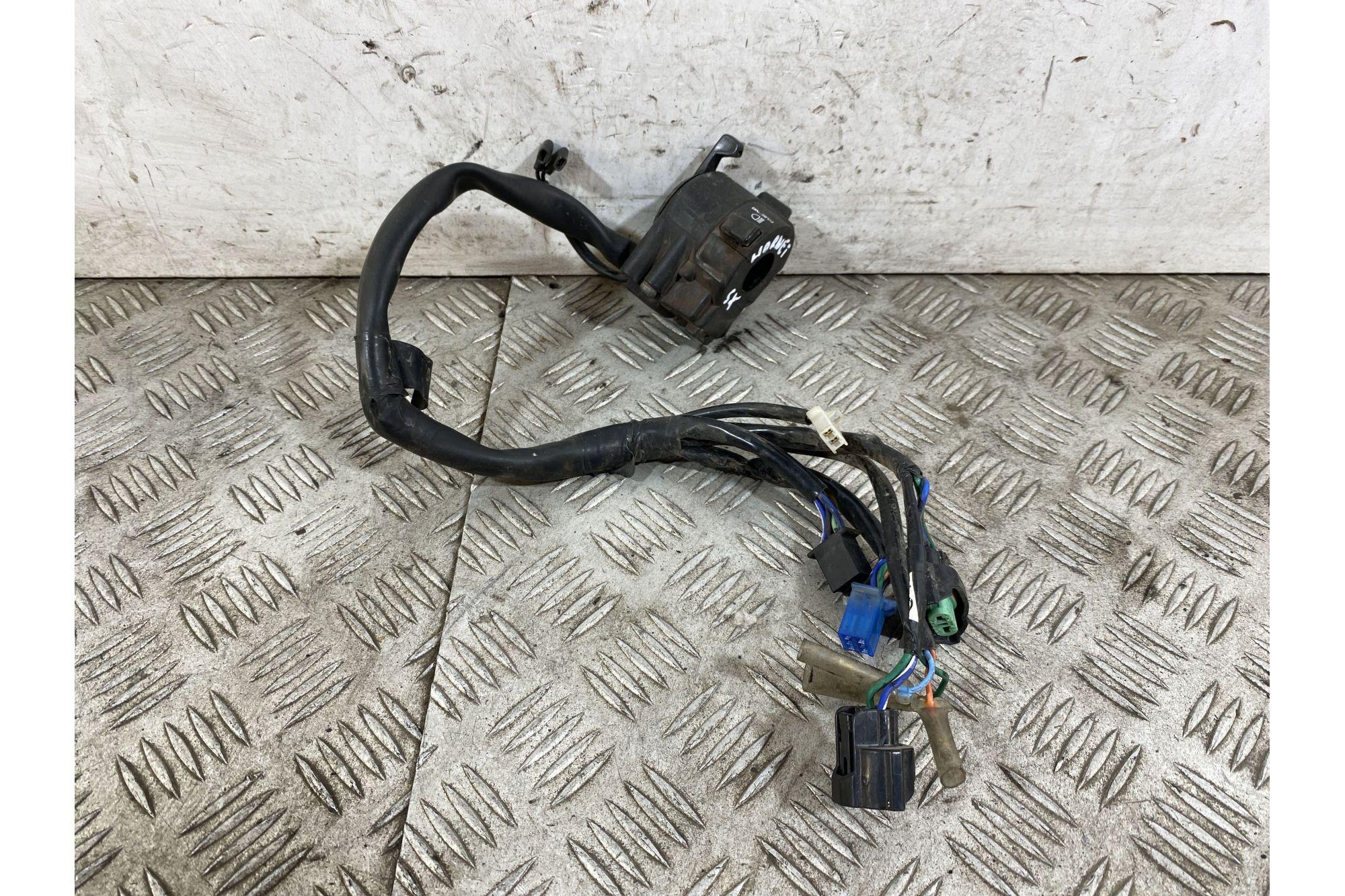 Commutatore Devioluci Sinistro Sx Honda Hornet 600 Dal 2005 Al 2006  1745481246163