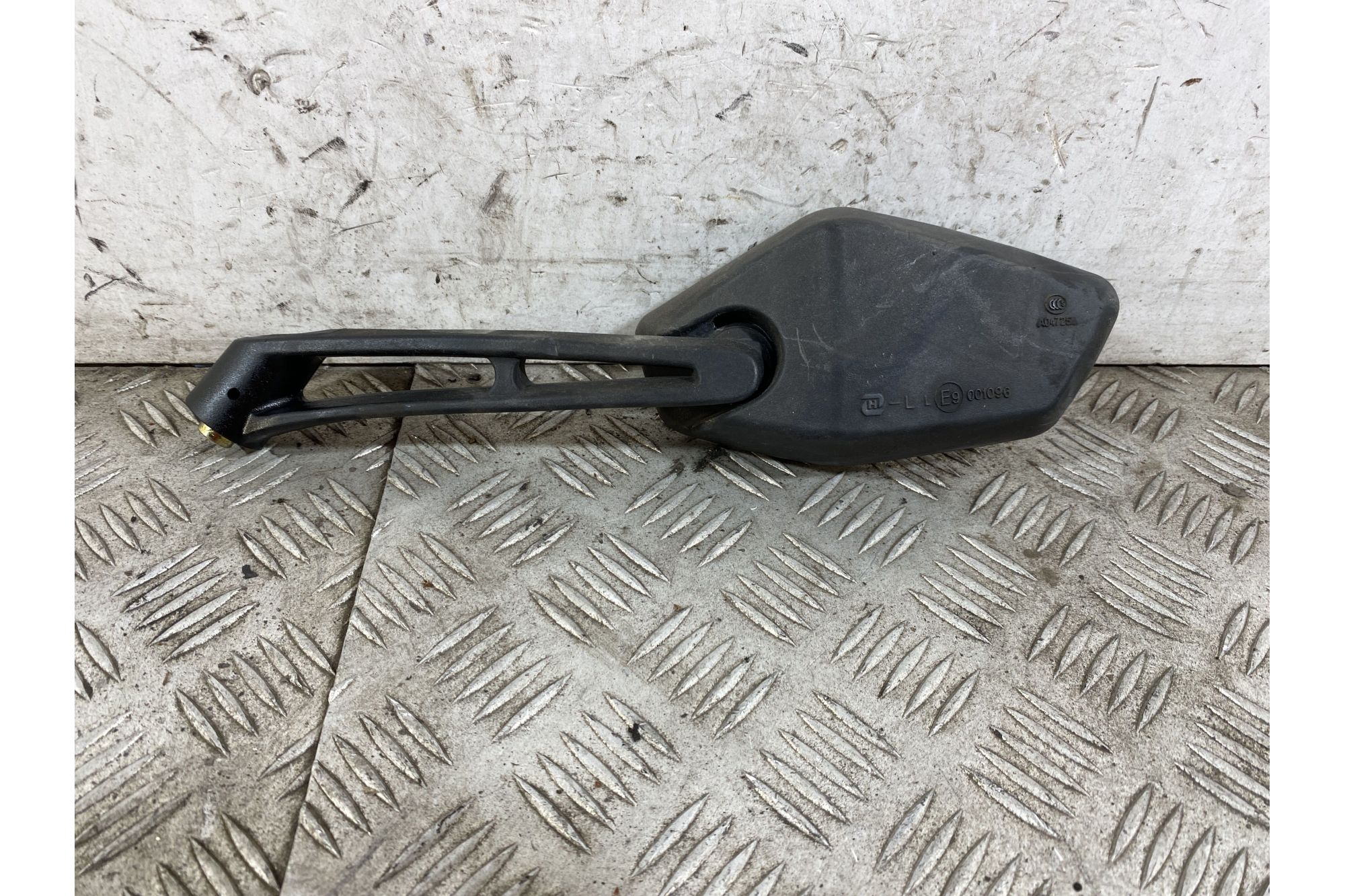 Specchietto Retrovisore Sinistro Sx Aprilia Sportcity One 125 Dal 2008 al 2012  1745504963008
