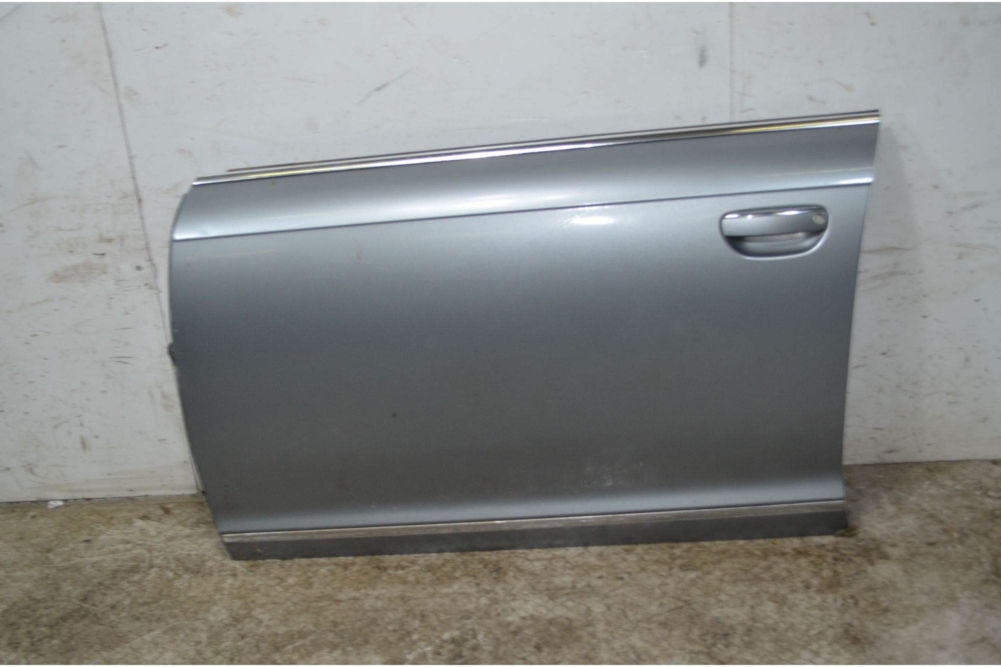 Portiera sportello anteriore SX Audi A6 (4F) Dal 2008 al 2012 Cod oe 4F0831051F  1745827497396