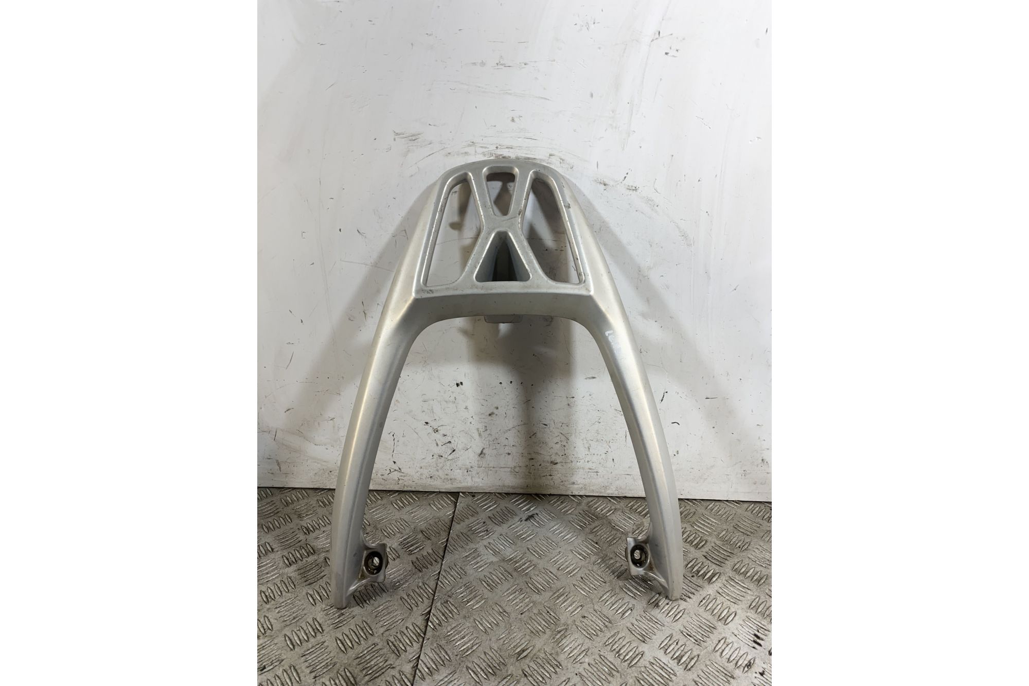 Maniglione Portapacchi Honda Lead 100 4T dal 2003 al 2011  1745832766012