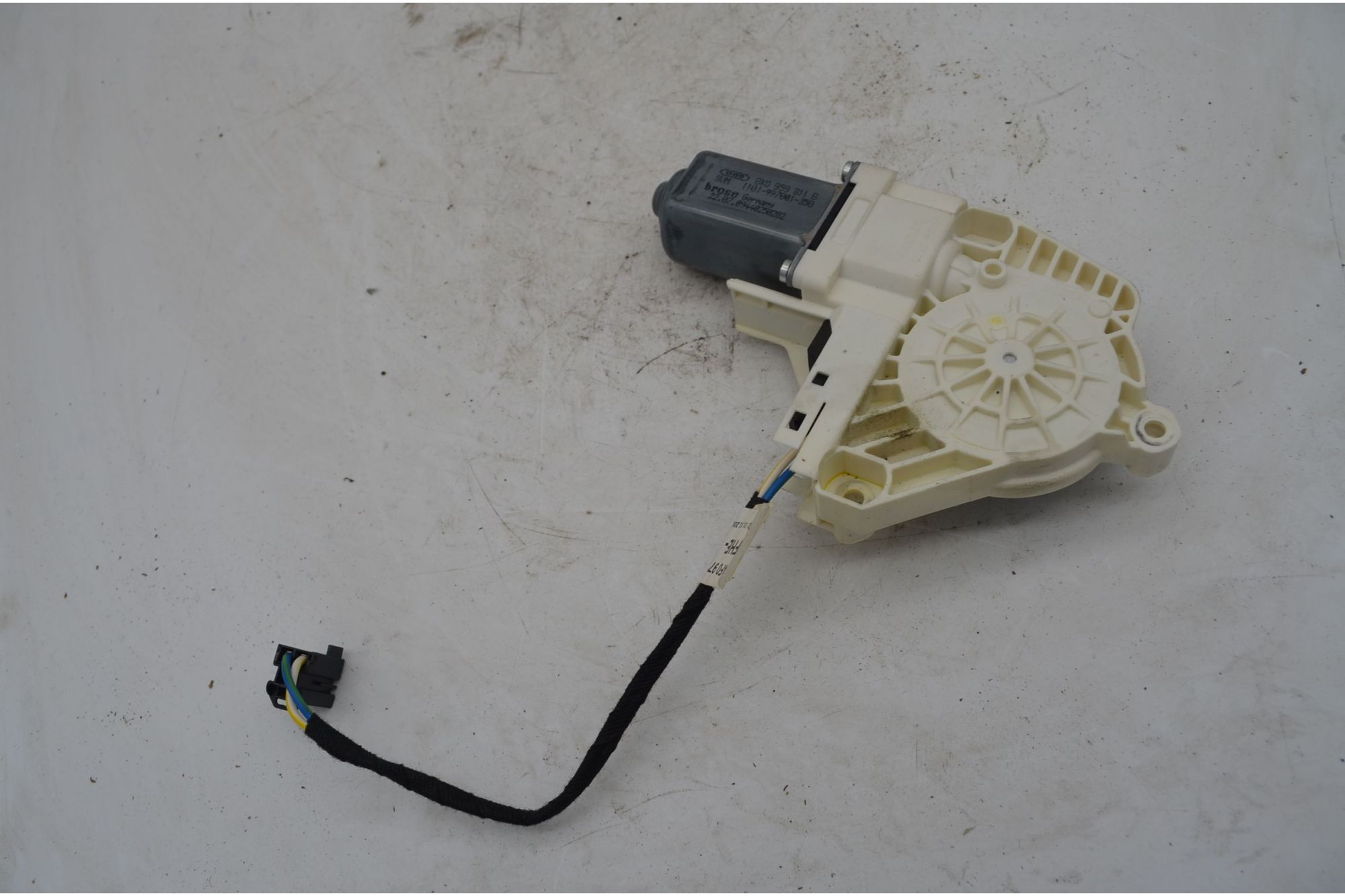 Motorino Alzacristallo Posteriore SX Audi A6 C6 Dal 2008 al 2012 Cod 8K0959811B  1745836277064