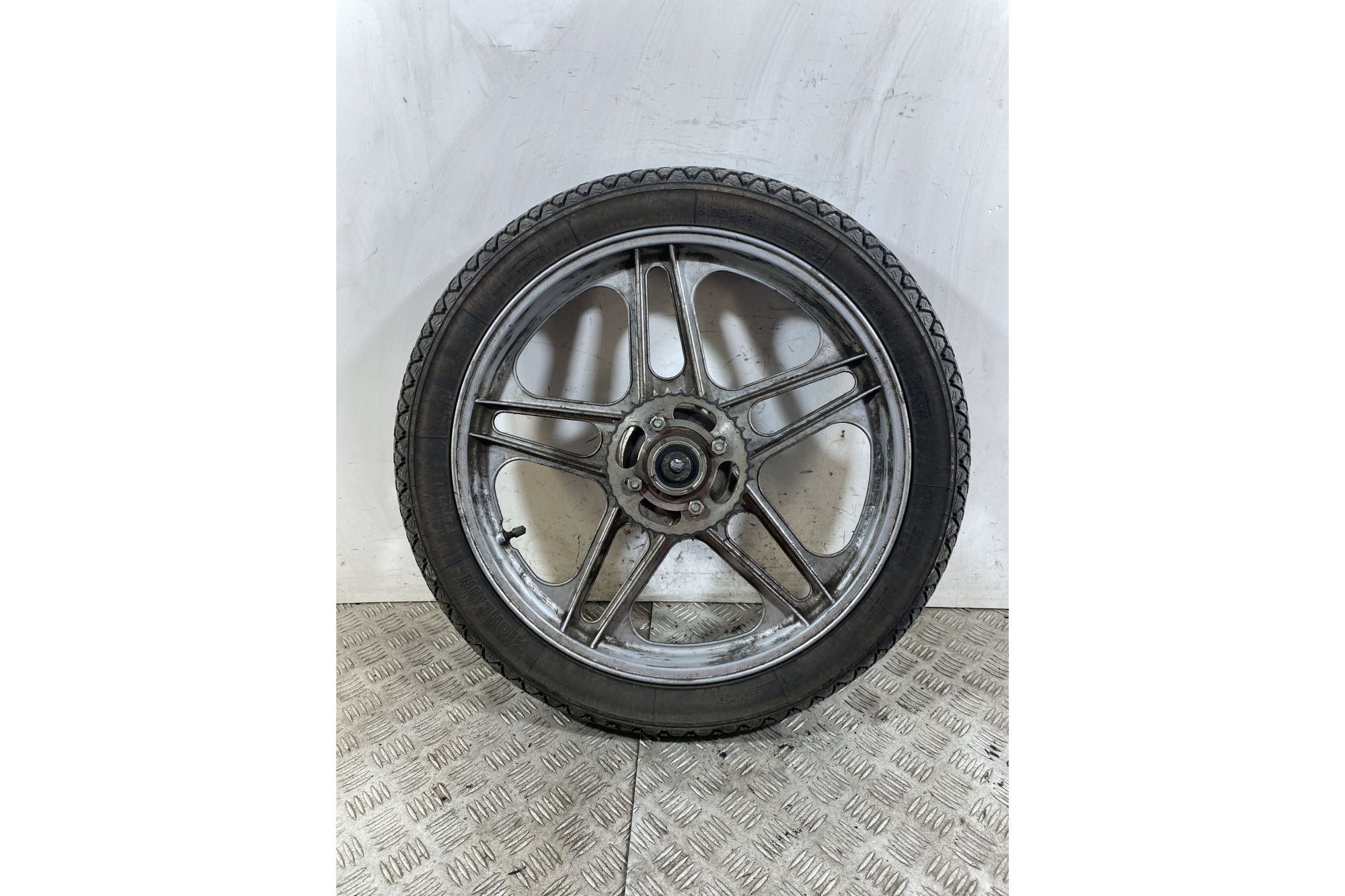 Cerchio Posteriore Honda CB 125 X Dal 1980 Al 1984  1745847817792