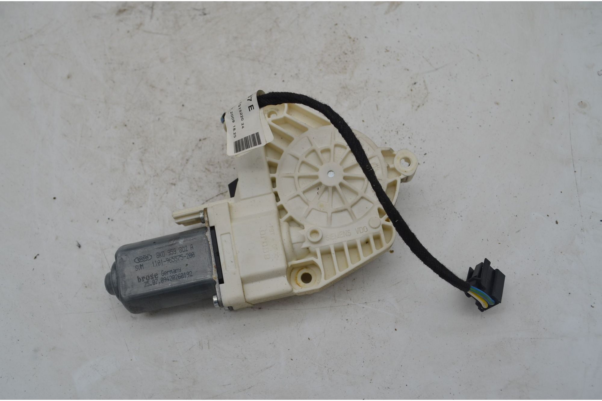 Motorino Alzacristallo Anteriore DX Audi A6 C6 Dal 2008 al 2012 Cod 8K0959802R  1745847934291