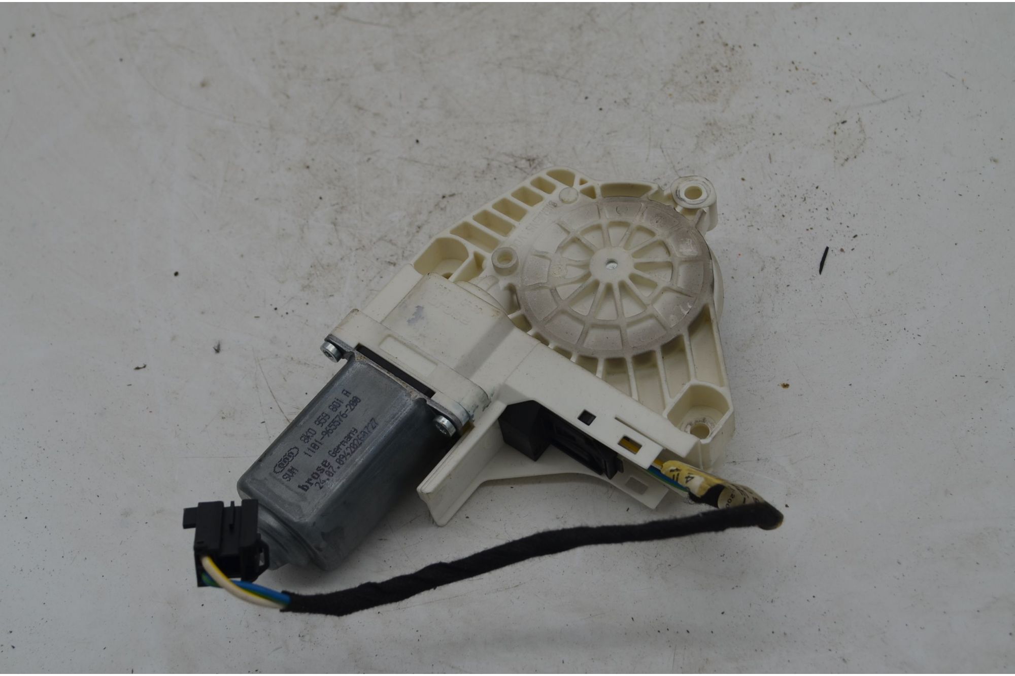 Motorino Alzacristalli Anteriore SX Audi A6 C6 Dal 2008 al 2012 Cod 8K0959801A  1745848760080