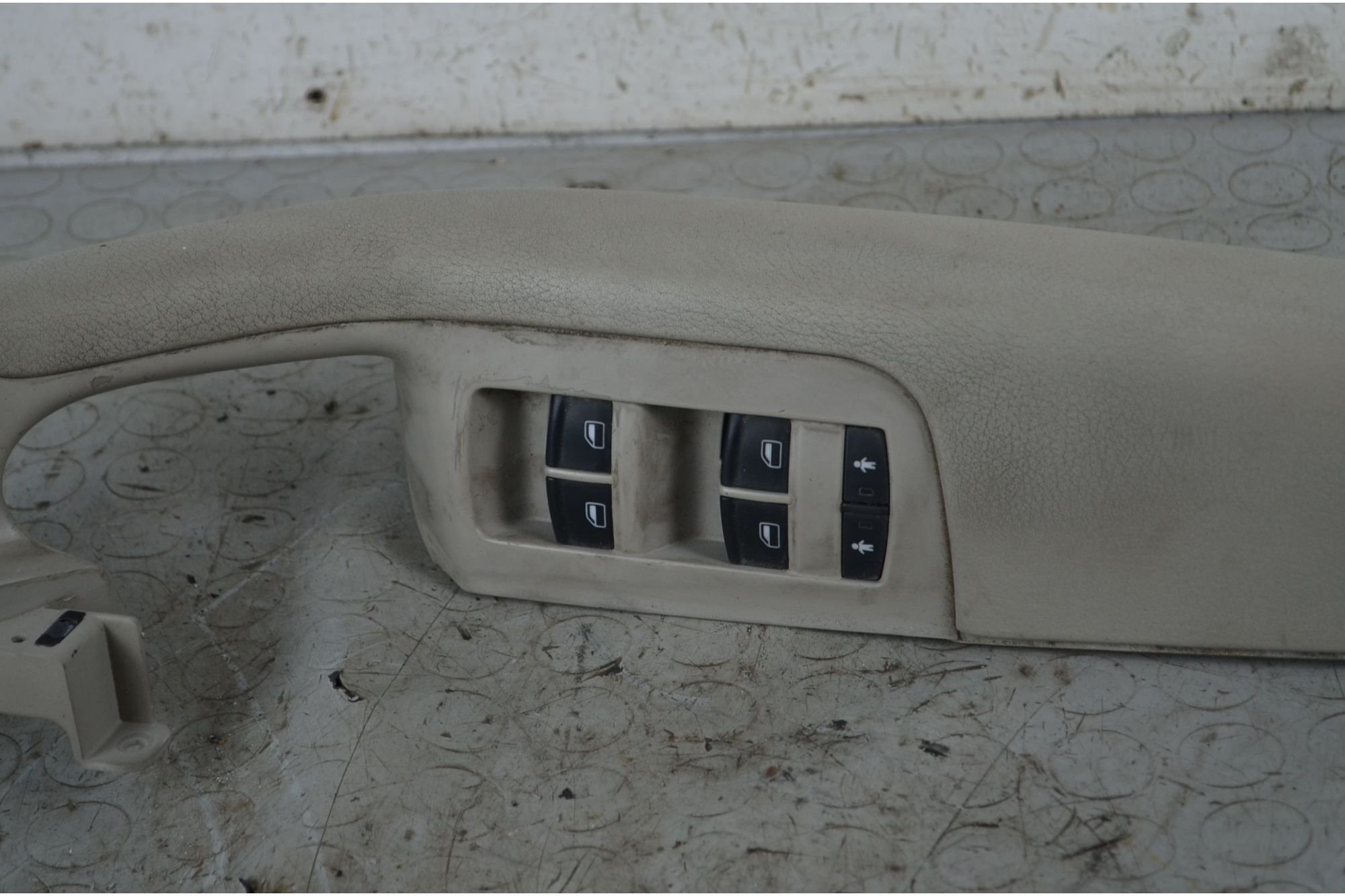 Bracciolo Anteriore SX + Pulsantiera Alzacristalli Audi A6 C6 Dal 2008 al 2012 Cod 4F0867173A  1745849801263