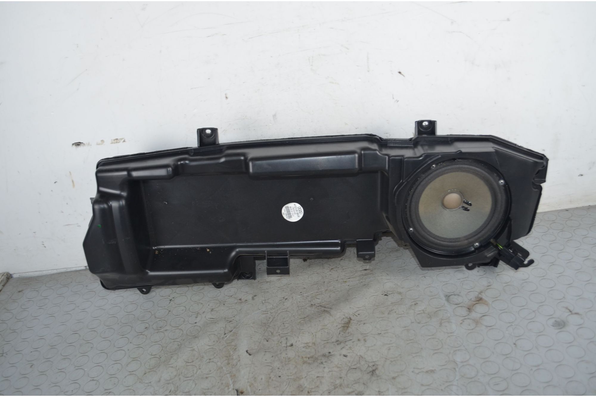 Subwoofer Anteriore DX Audi A6 C6 Dal 2008 al 2012 Cod 4F0035382B  1745908782960