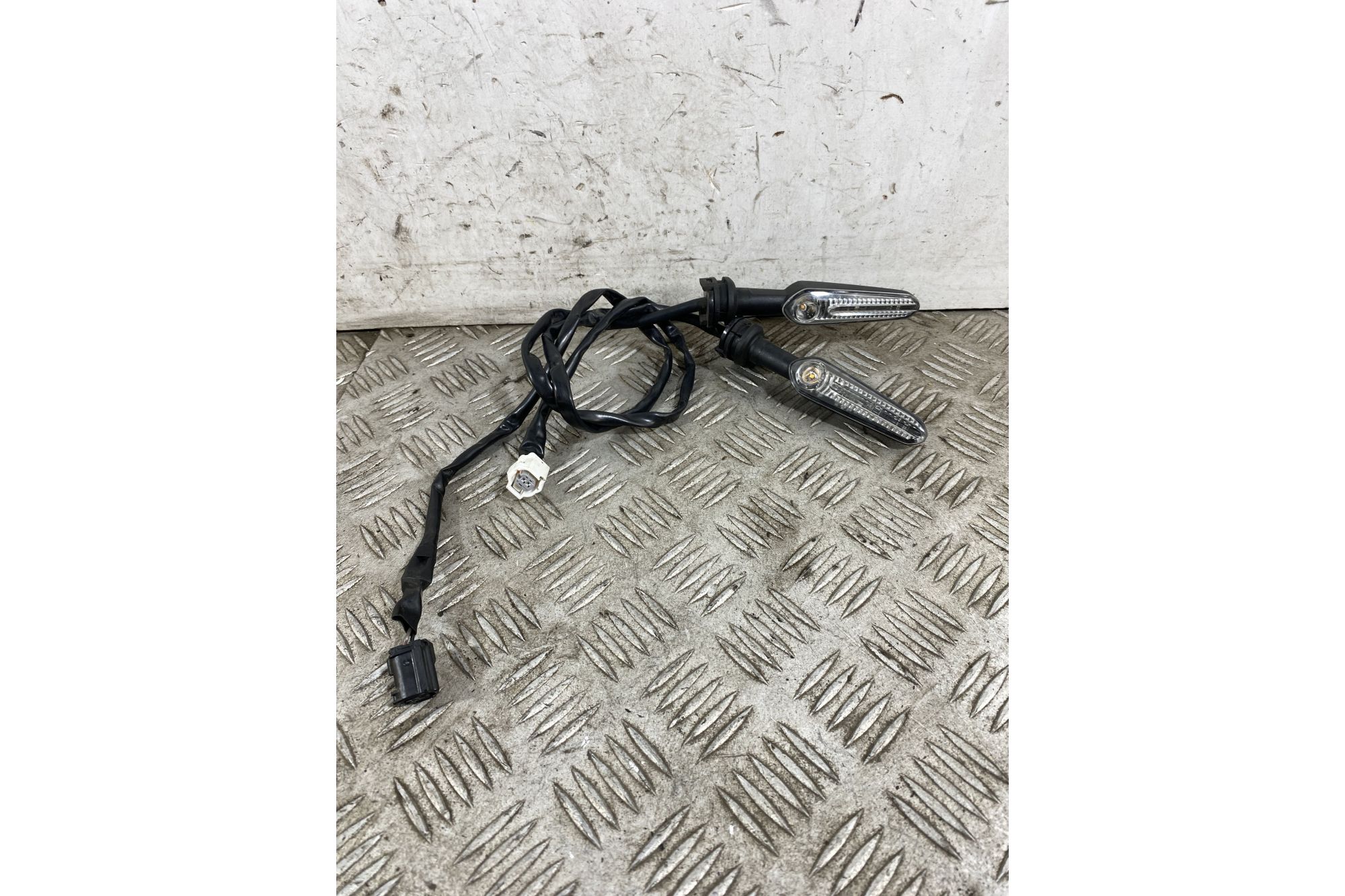 Coppia Frecce Posteriori Yamaha MT-07 Dal 2021 Al 2024  1745916897571