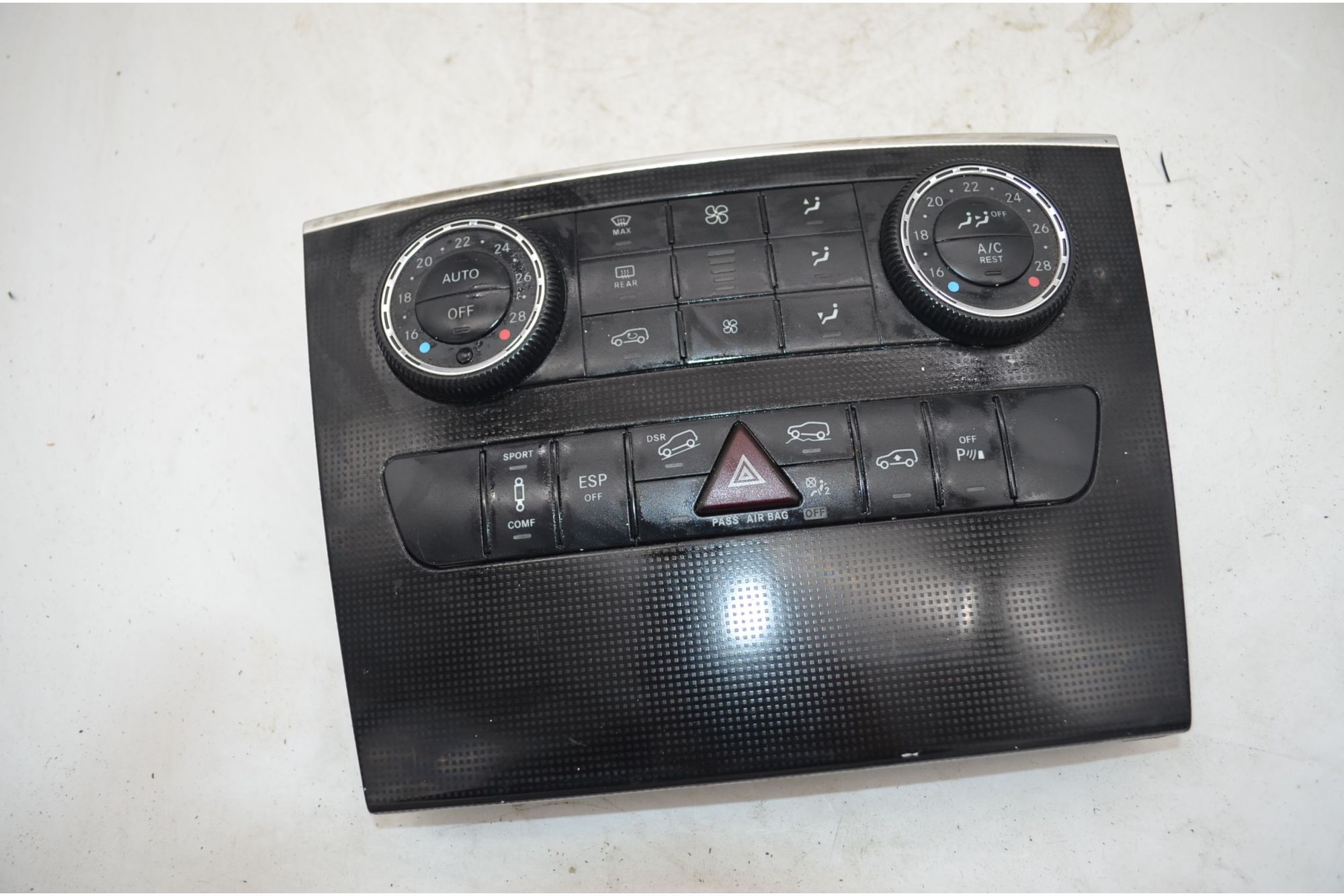Controllo Comandi Clima + Pulsantiera Quattro Frecce Mercedes Classe ML W164 Dal 2005 al 2011 Cod 16876999  1746001818501