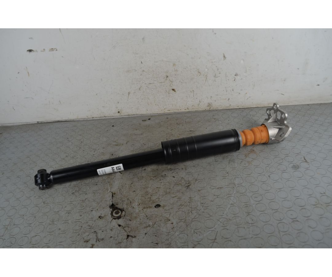 Ammortizzatore posteriore dx o sx Opel Corsa D Dal 2006 al 2014 Cod 13398342 1746435903224 Ammortizzatore posteriore dx o sx Opel Corsa D Dal 2006 al 2014 Cod 13398342 1746435903224