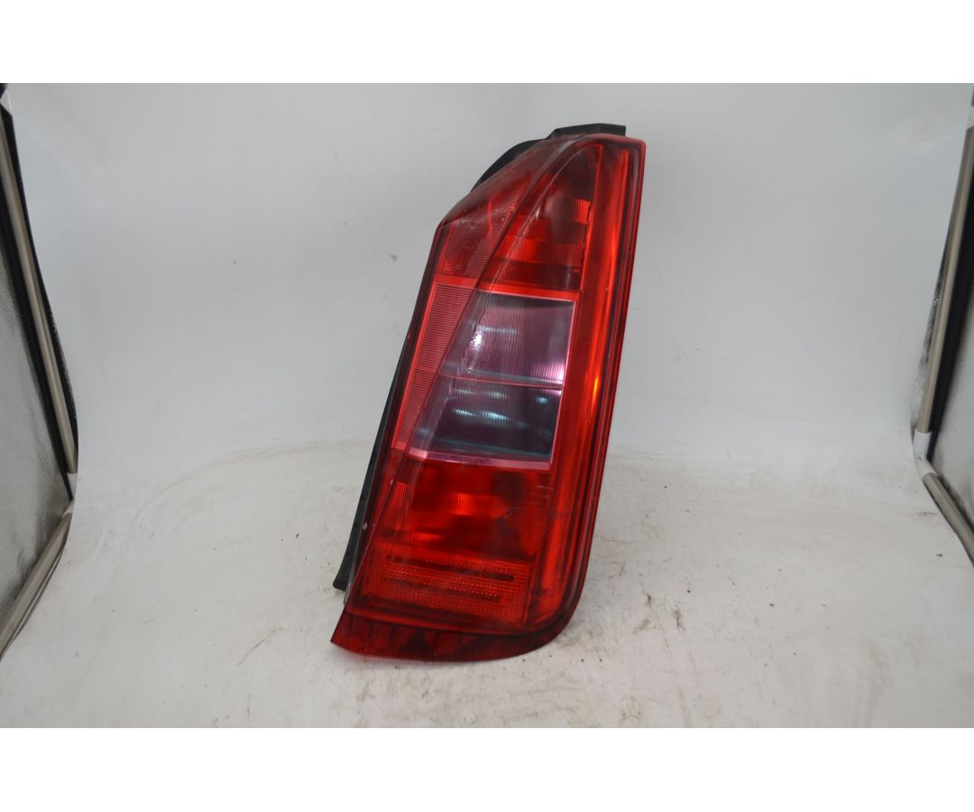 Fanale Stop Posteriore DX Lancia Musa Dal 2004 al 2007 Cod 51732445 1746438810116 Fanale Stop Posteriore DX Lancia Musa Dal 2004 al 2007 Cod 51732445 1746438810116