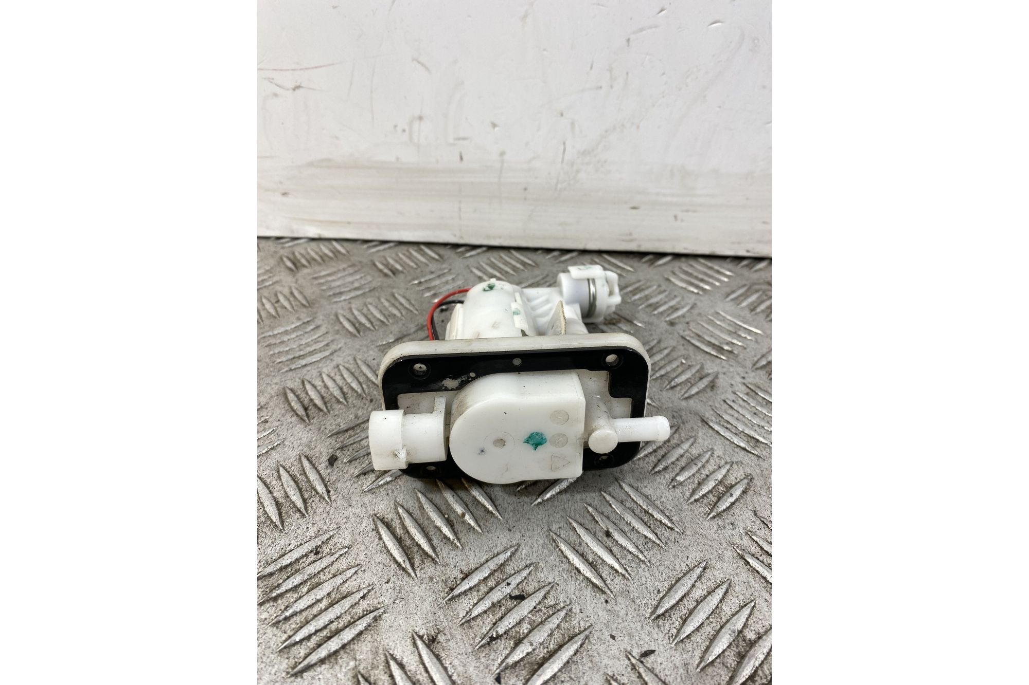 Pompa Benzina Brixton Motorcycles Cromwell 125 ABS Dal 2021 Al 2025  1746441904161