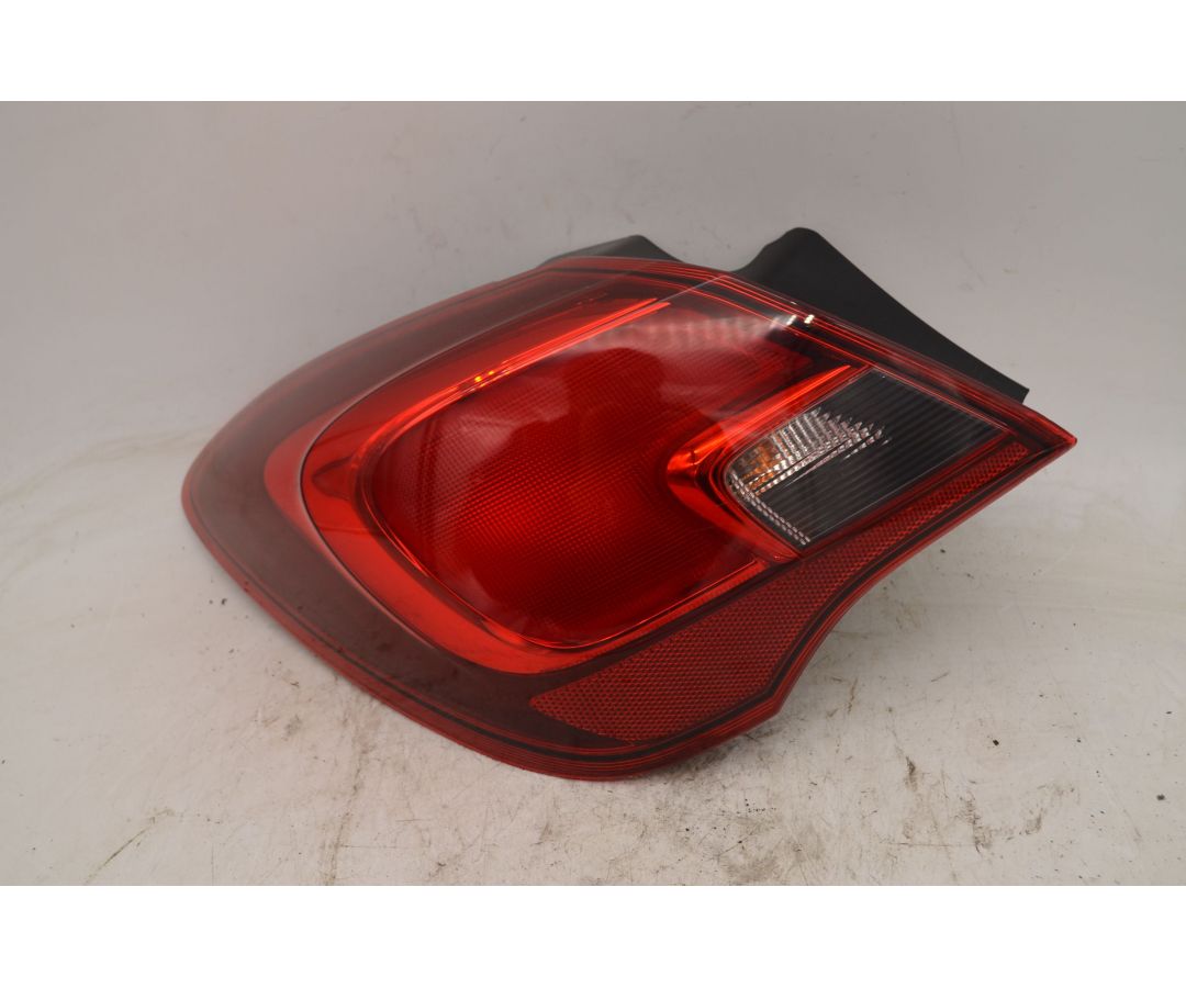 Fanale Stop Posteriore SX Opel Corsa E Dal 2014 al 2019 Cod 39090647 1746456715844 Fanale Stop Posteriore SX Opel Corsa E Dal 2014 al 2019 Cod 39090647 1746456715844