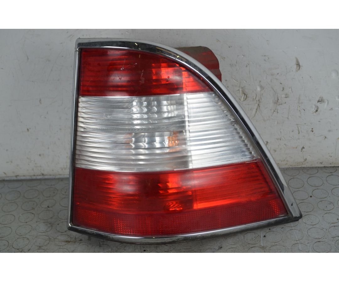 Fanale Stop Posteriore DX Mercedes Classe M W163 Dal 1997 al 2005 Cod A1638202064 1746516630469 Fanale Stop Posteriore DX Mercedes Classe M W163 Dal 1997 al 2005 Cod A1638202064 1746516630469