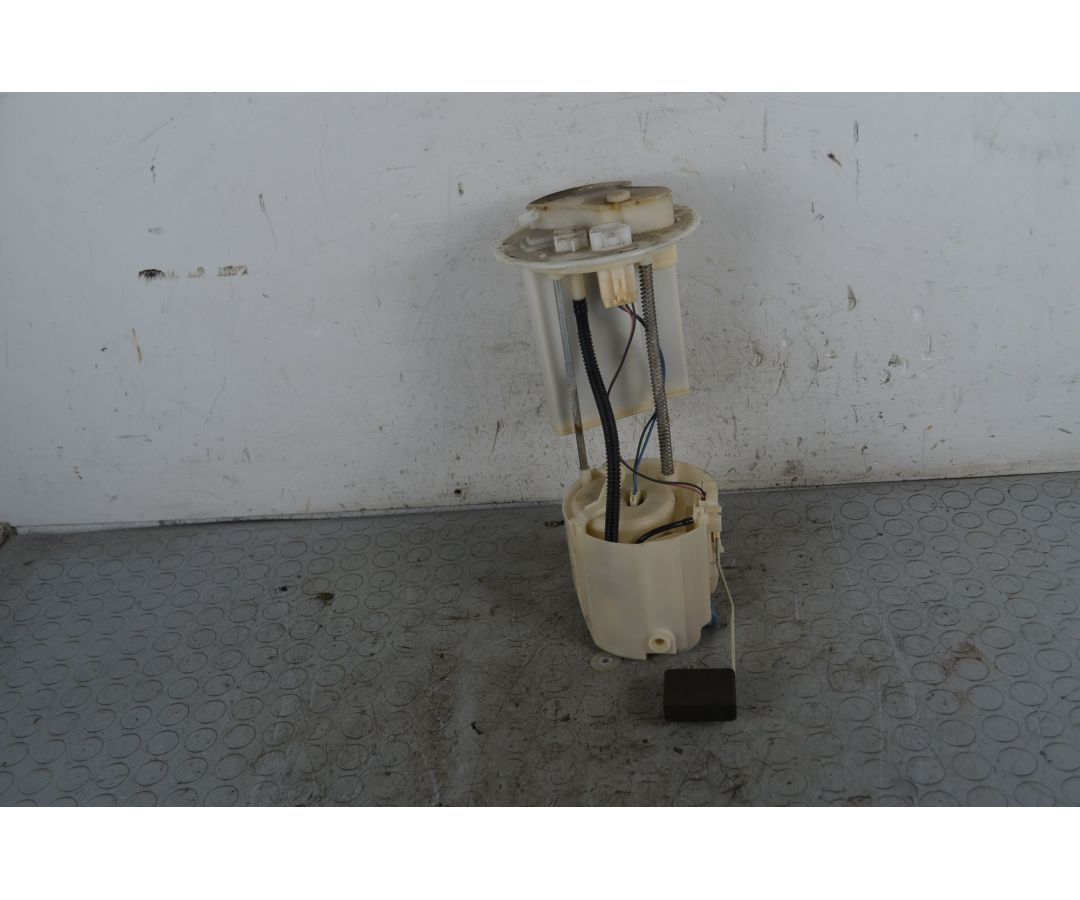 Pompa carburante Toyota Yaris Dal 2005 al 2011 Cod 77020-0D130 1746522190773 Pompa carburante Toyota Yaris Dal 2005 al 2011 Cod 77020-0D130 1746522190773
