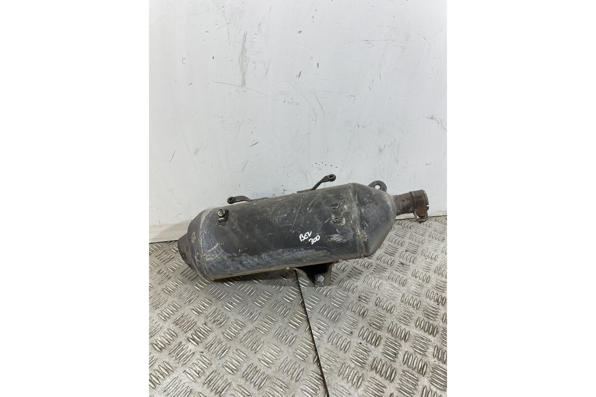 Marmitta Terminale Di Scarico Piaggio Beverly 300 dal 2011 al 2018  1746527375175